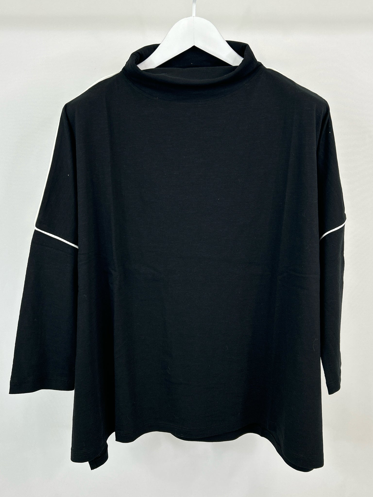 MERSEA One Size Black and White Women T-Shirt NWT