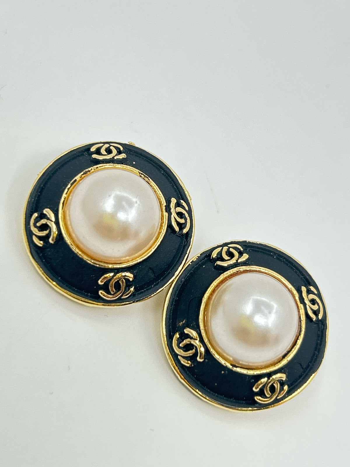 CHANEL Black & Cream Earrings