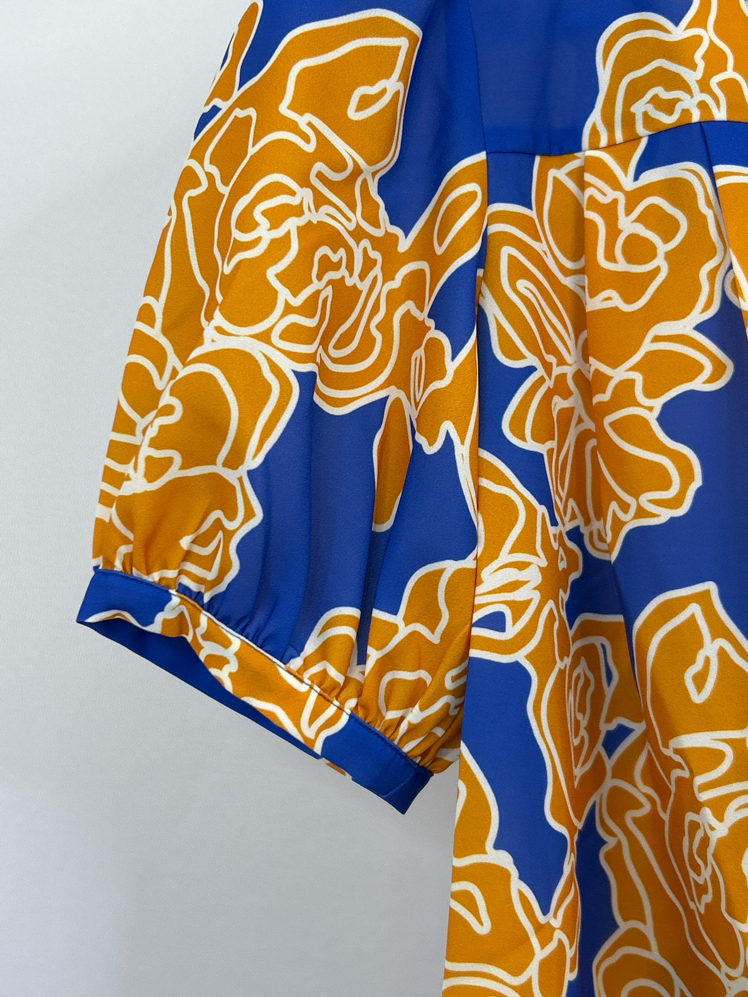 Crosby by Mollie Burch Size XS orange and blue Women Blouse