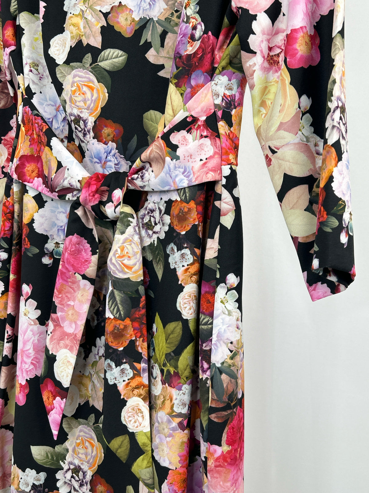 ADRIANNA PAPELL Size 8 Black Floral Women Dress