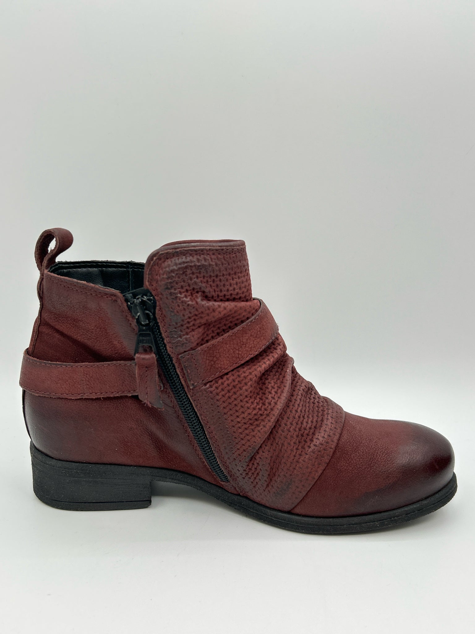 MIZ MOOZ EU Size 37 US 6.5/7 Merlot Women Booties