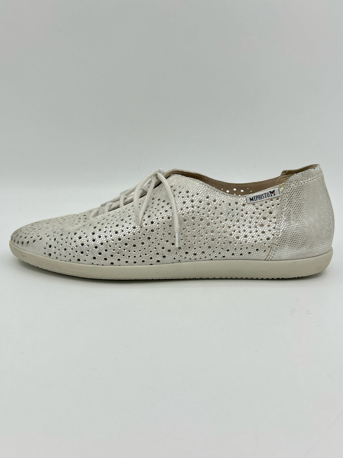 MEPHISTO Size 9.5 Silver Metallic Women Sneakers