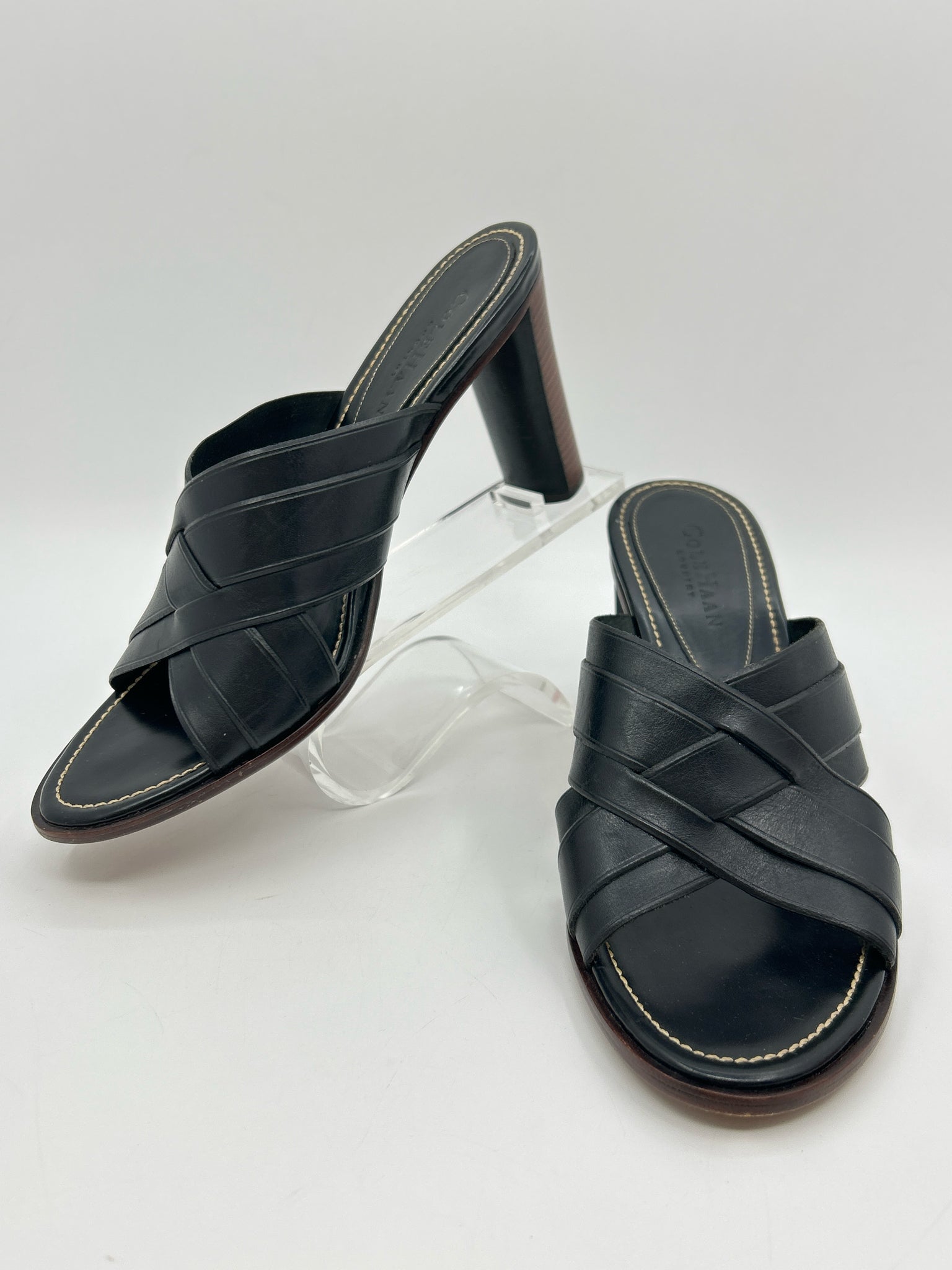 COLE HAAN Size 8.5B Black Women Sandal