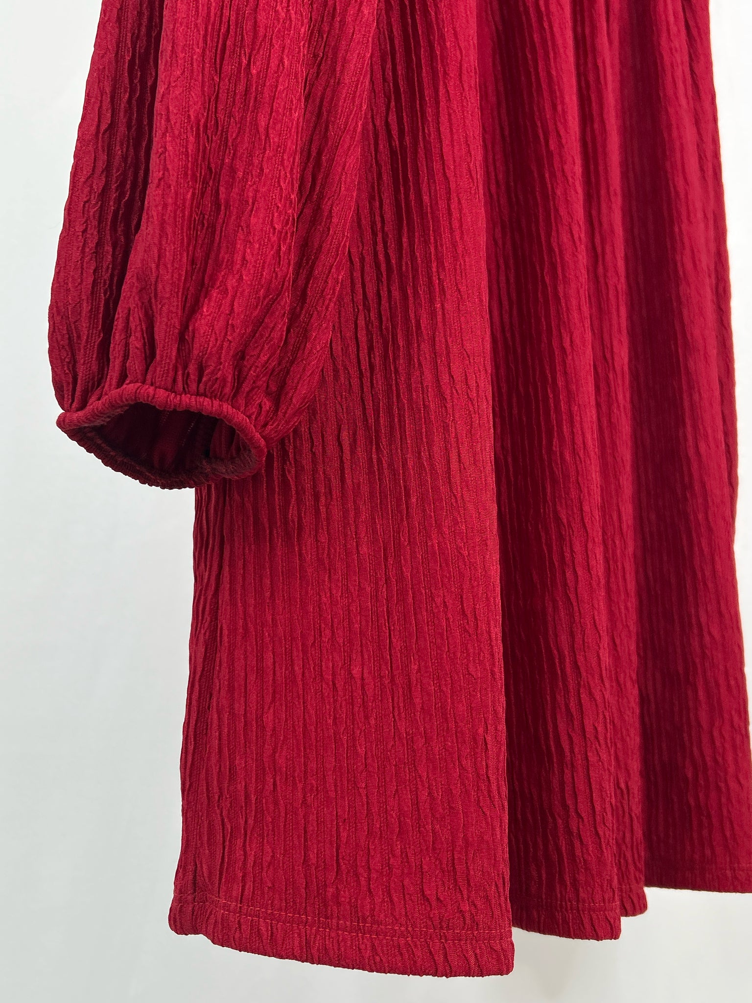 FANTASTIC FAWN Size M Red Women Dress
