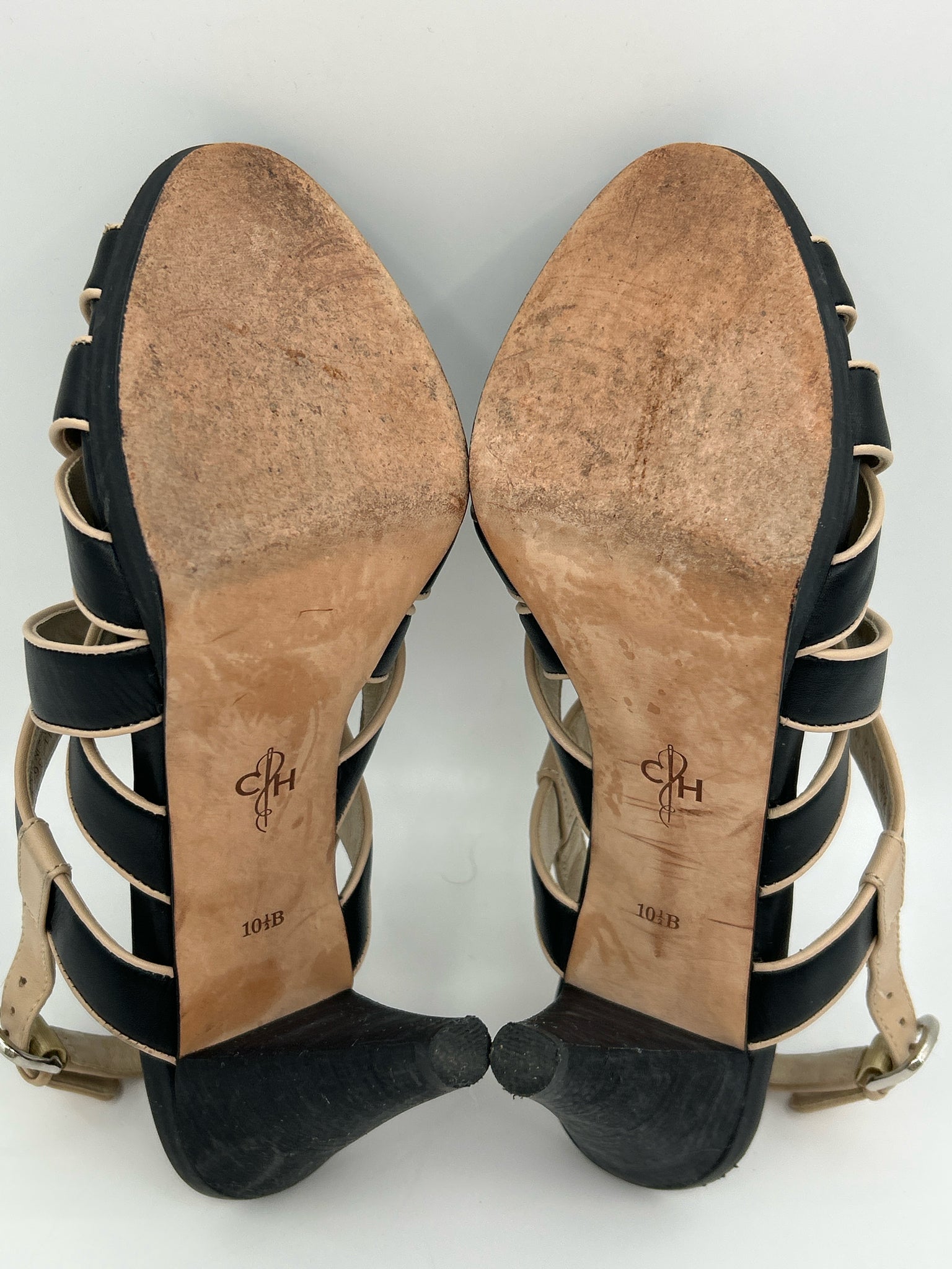 COLE HAAN Size 10.5B black and cream Women Sandal
