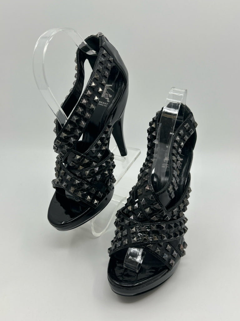 BURBERRY EU Size 39 US Size 9 Black Women's Sandal