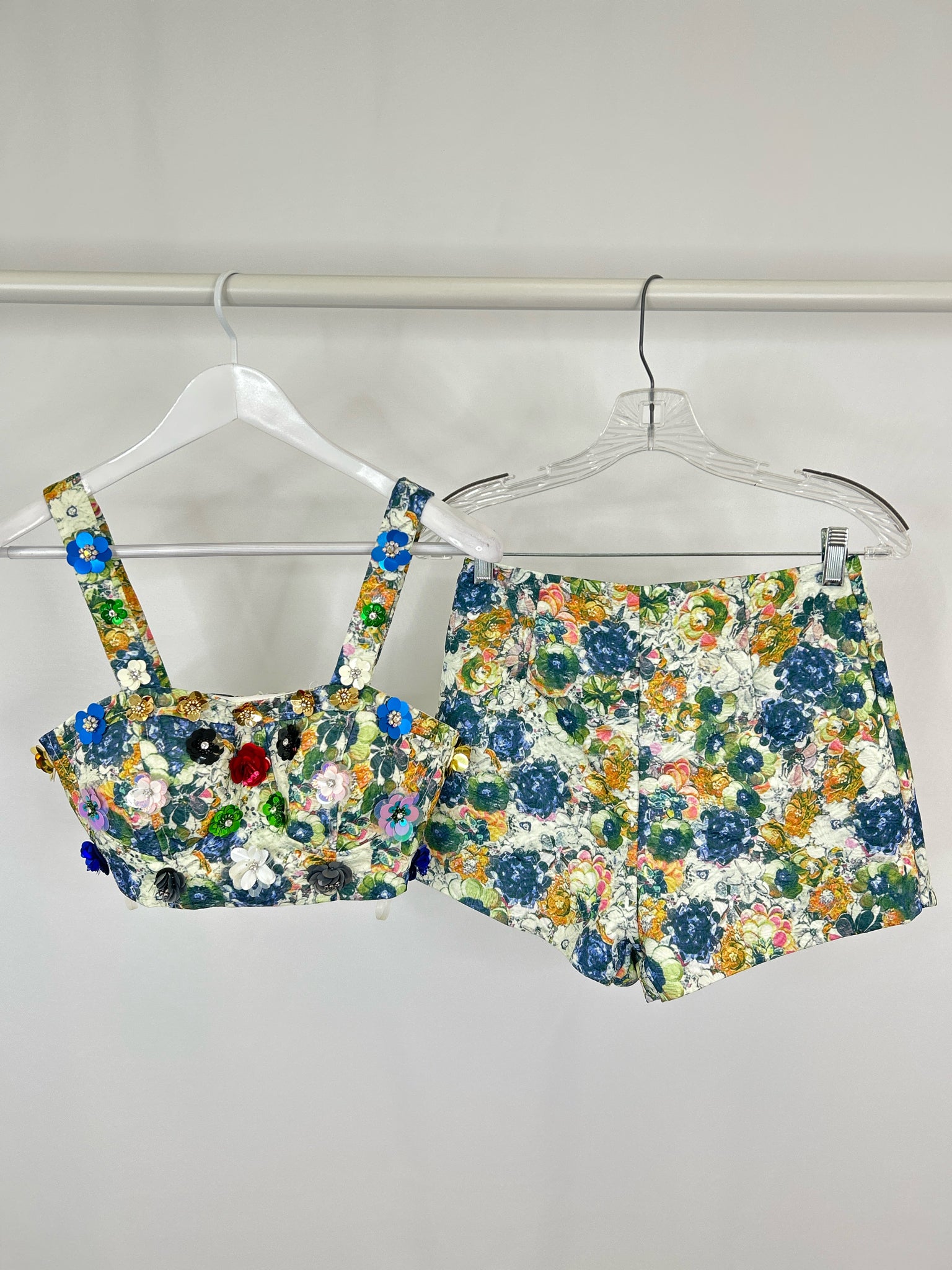 Nichole Lynne Size S Green Floral Women 2-Piece w/shorts