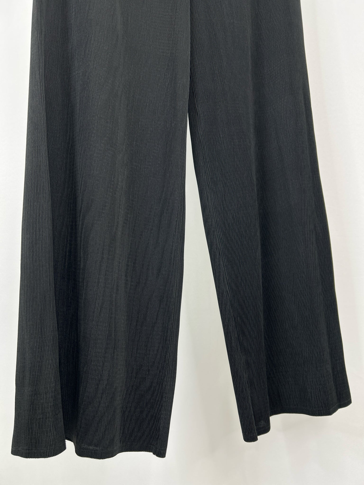 OLIVIA BY HABITAT CLOTHES Size S Black Women Pants NWT