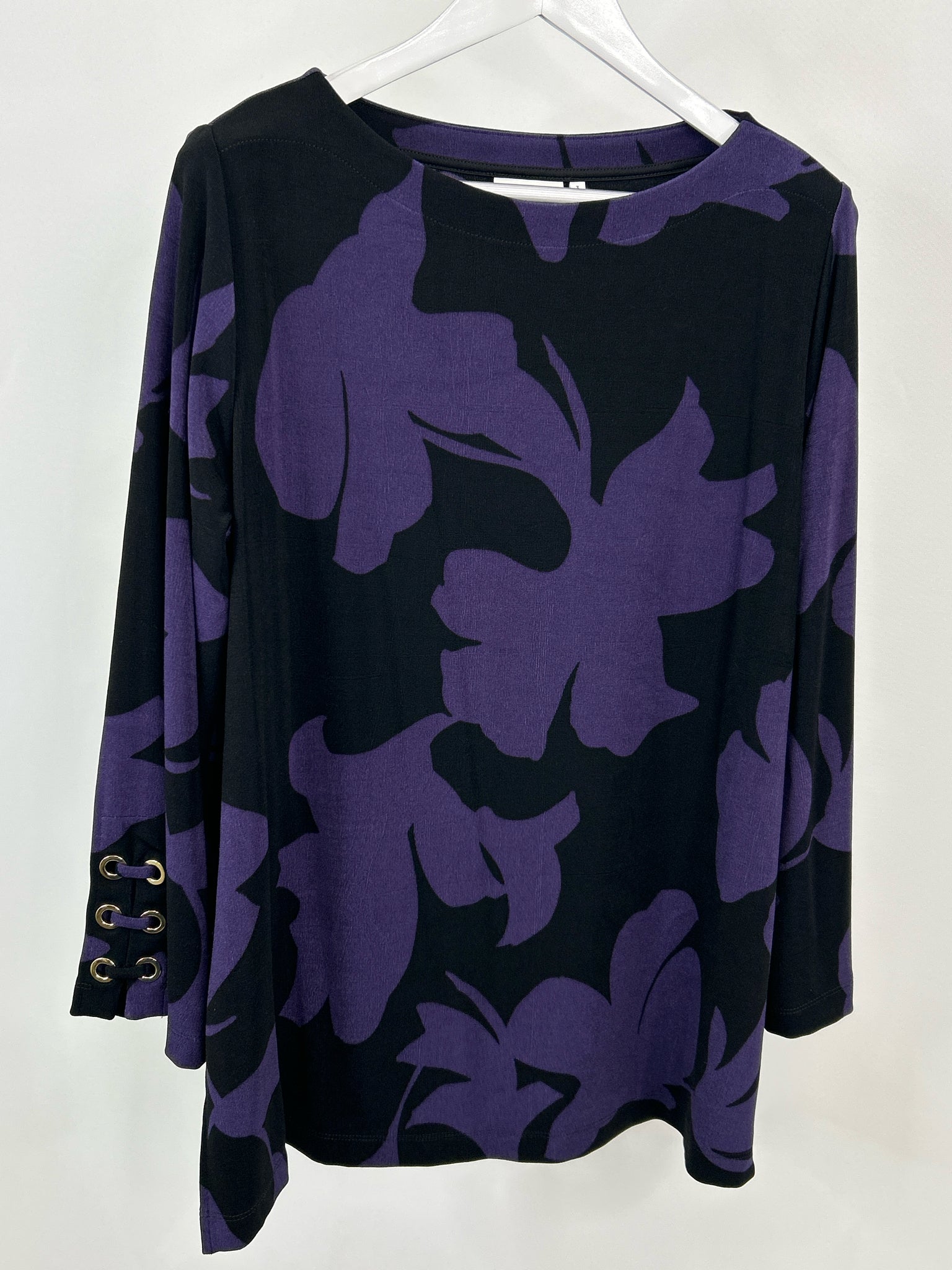 CHICO'S Size XL Purple and Black Women Top NWT