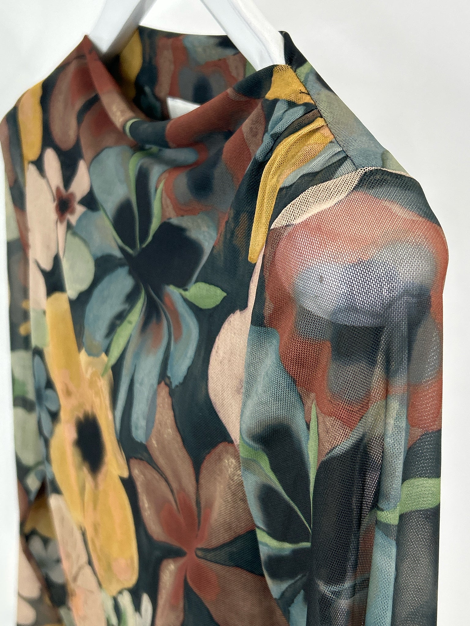 CLEOBELLA Size S Brown Print Women Top