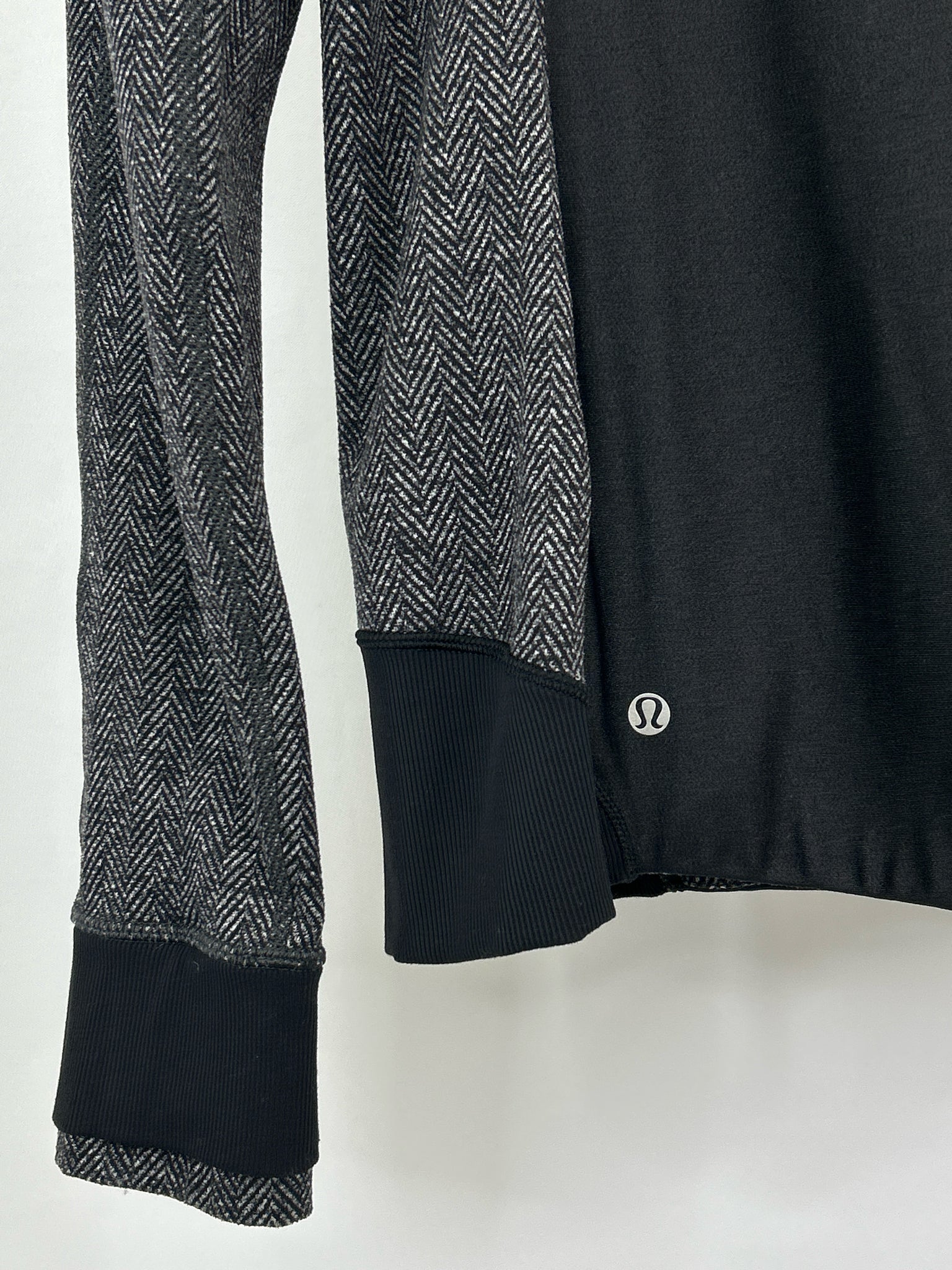 LULULEMON Size M black and grey Women Jacket