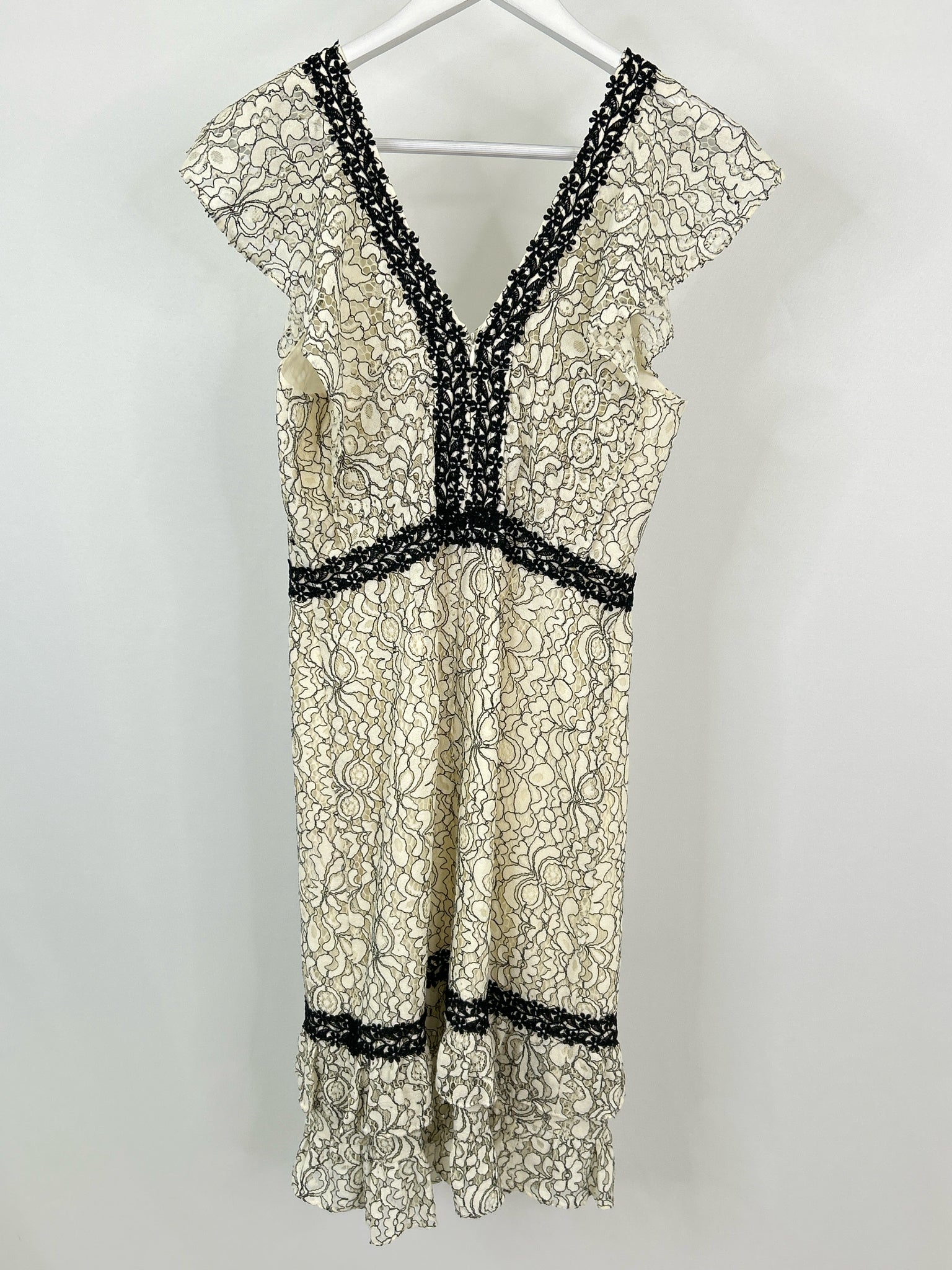 NANETTE LEPORE Size 8 CREAM & BLACK Women Dress