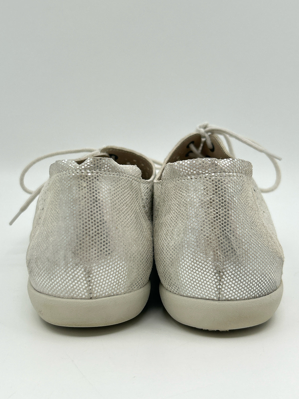 MEPHISTO Size 9.5 Silver Metallic Women Sneakers