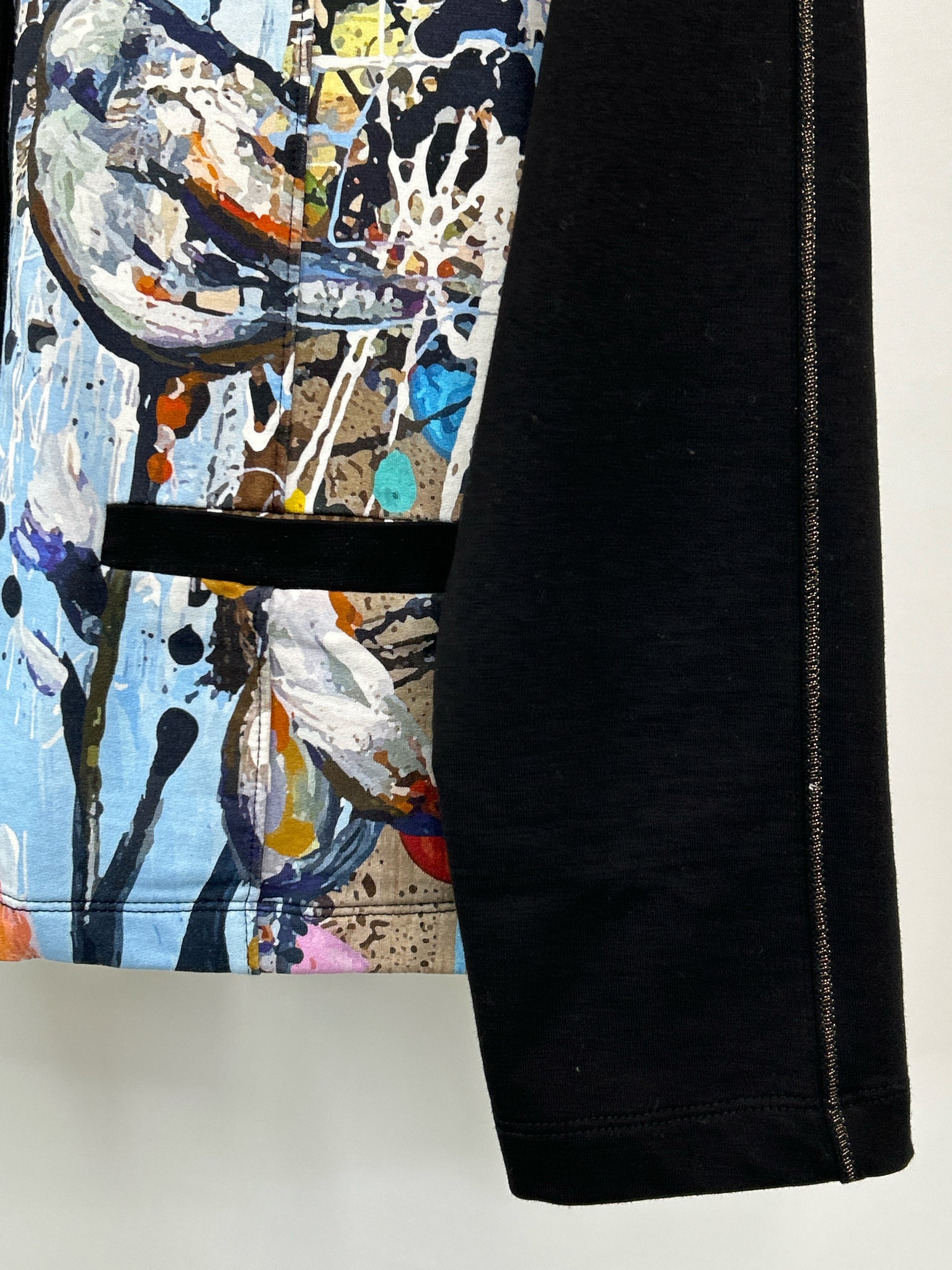 Art Simply by DOLCEZZA Size S Black Print Women Cardigan