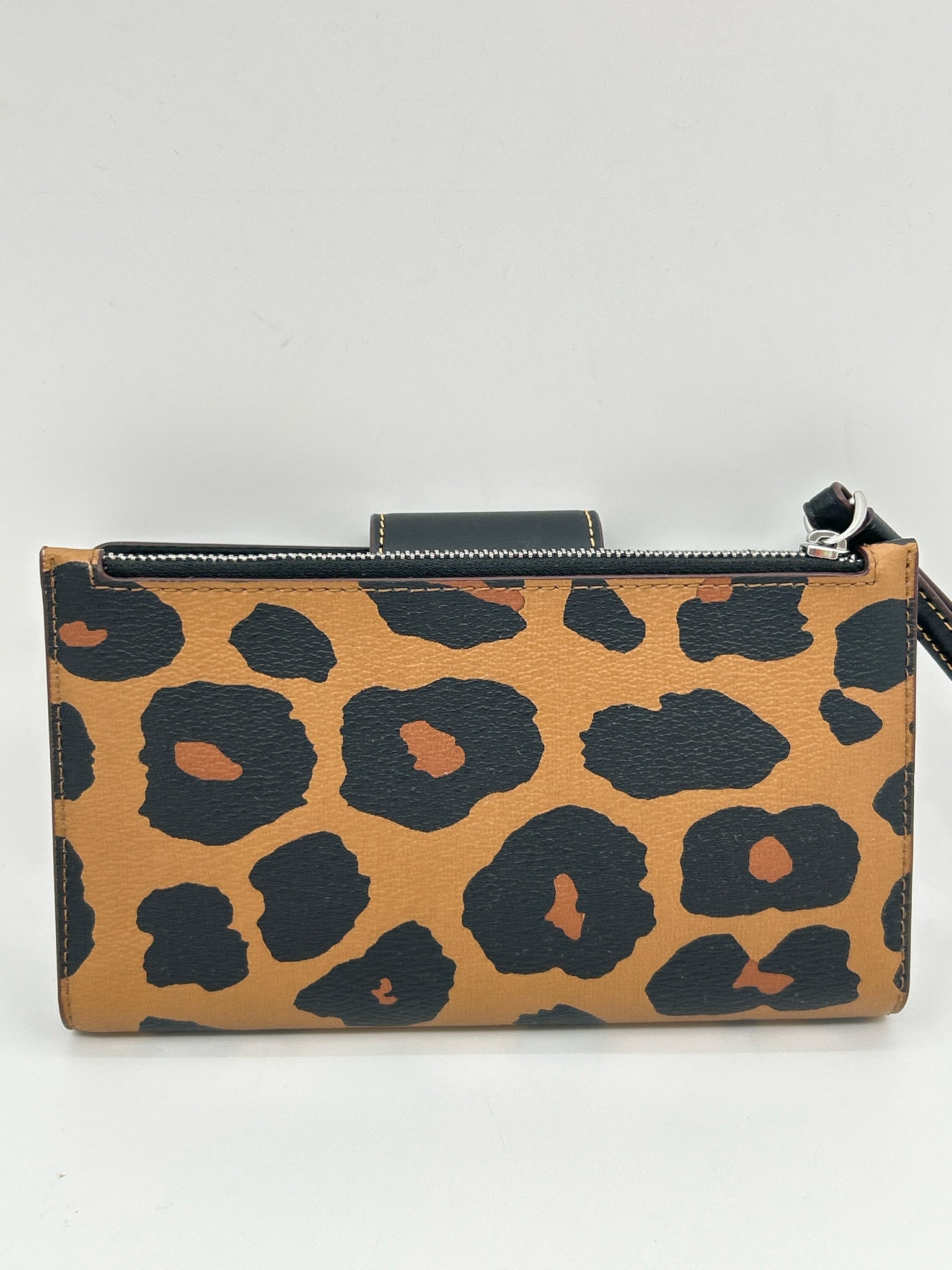 COACH Tan and Black Women Wallet