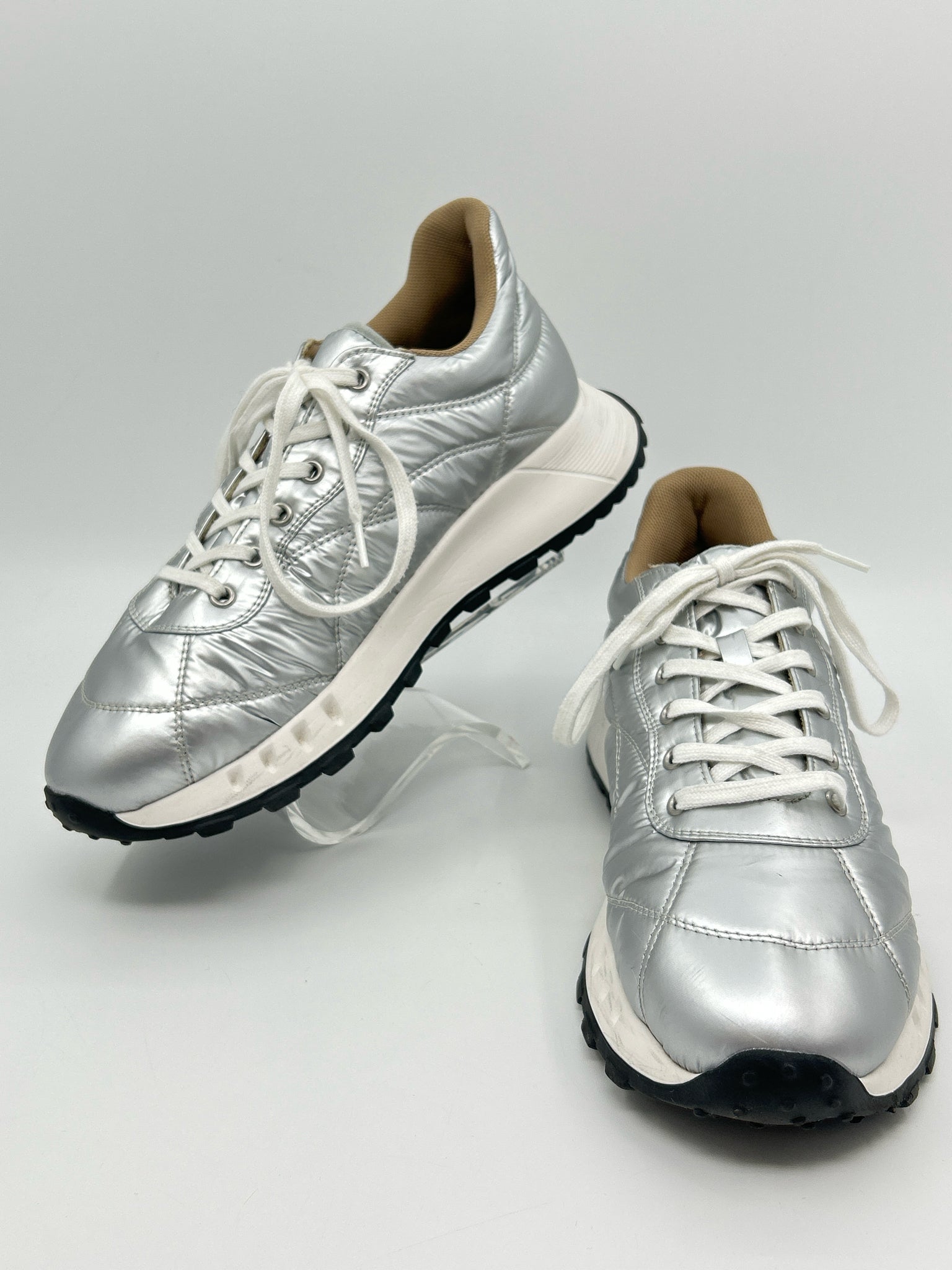 BLONDO Size 9.5M METALLIC Women Sneakers