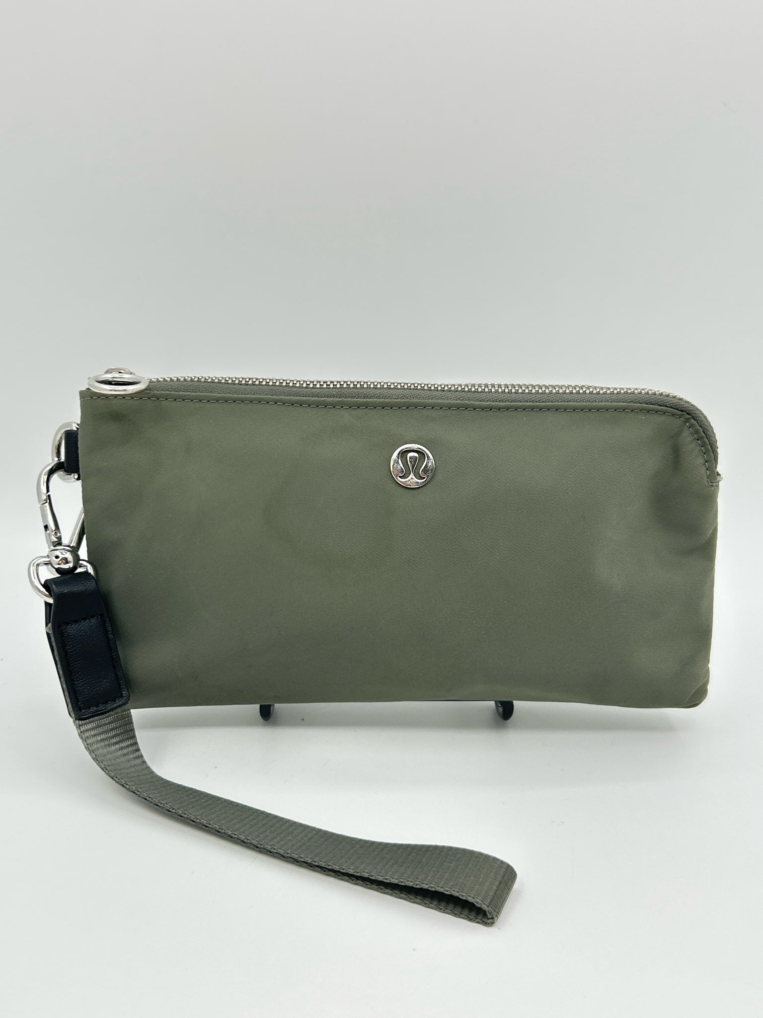 LULULEMON Olive Green Women Wristlet