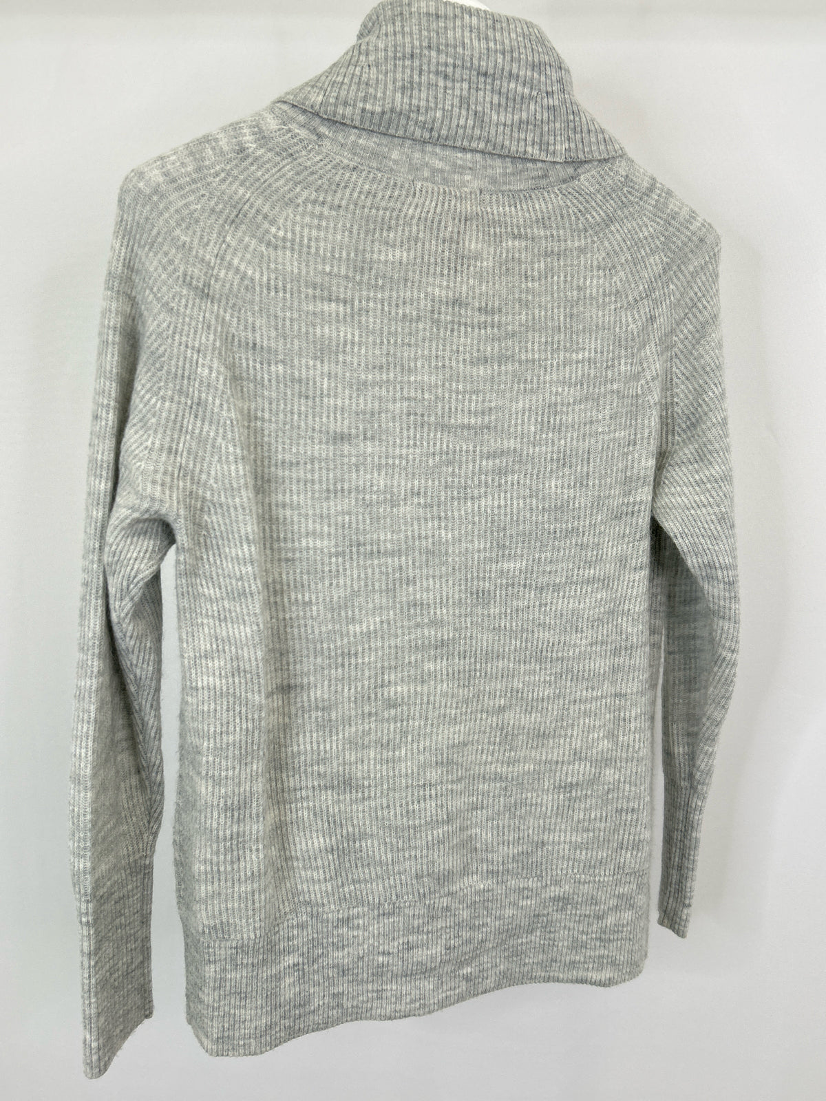 QUINCE Size M Grey Women Sweater