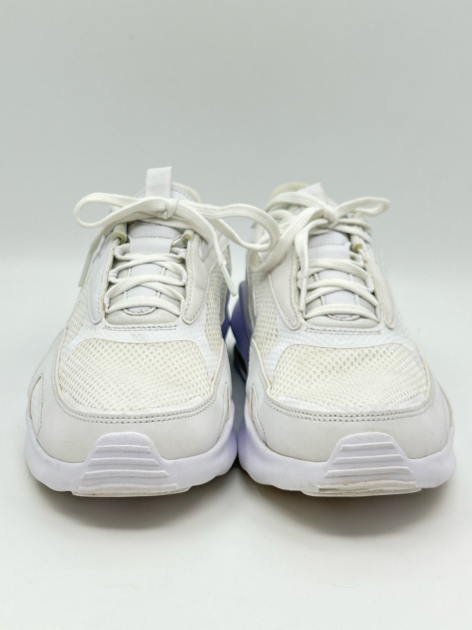 NIKE Size 10 White Women Sneakers