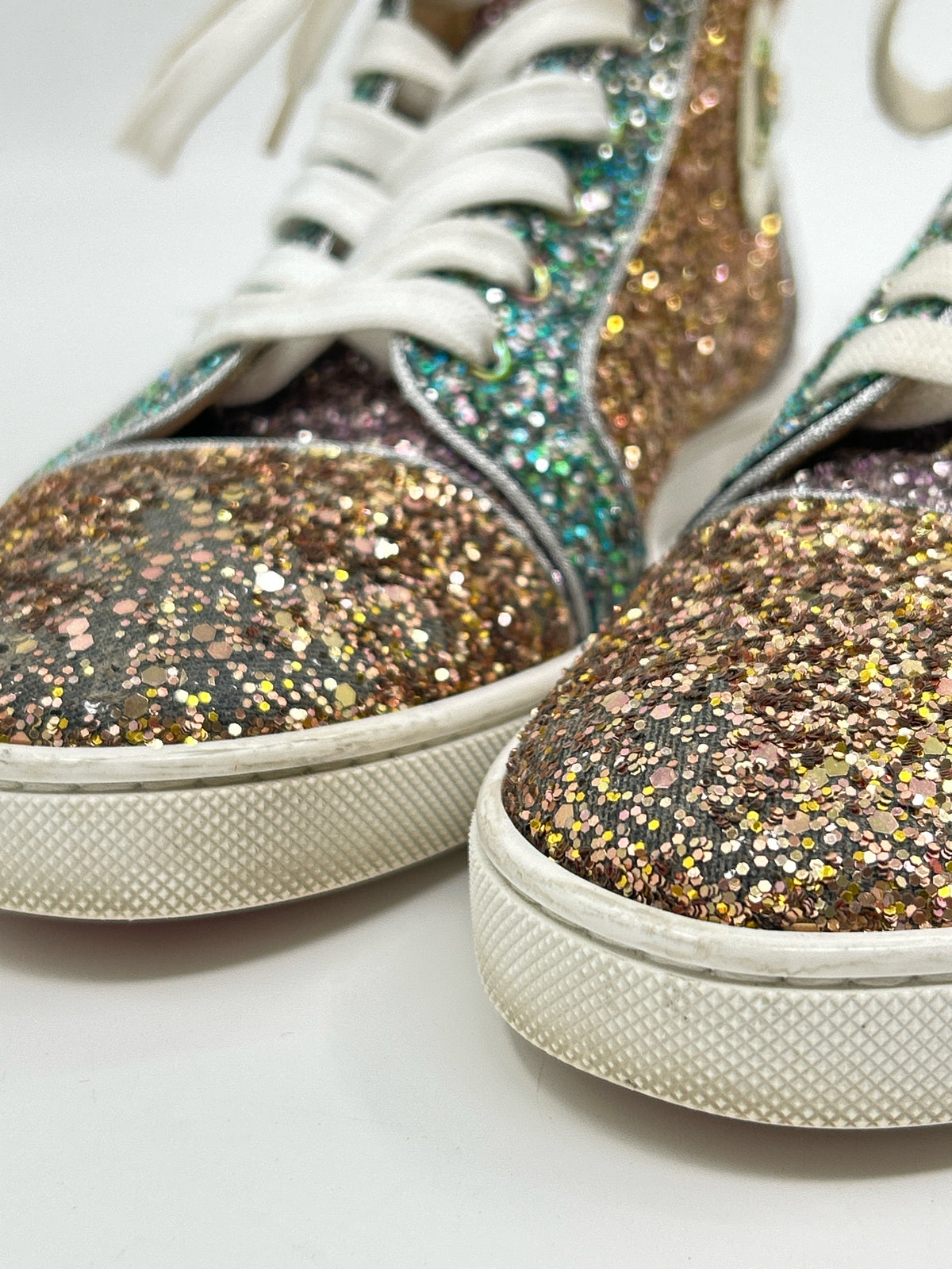 CHRISTIAN LOUBOUTIN Size 39.5 Gold Women Sneakers