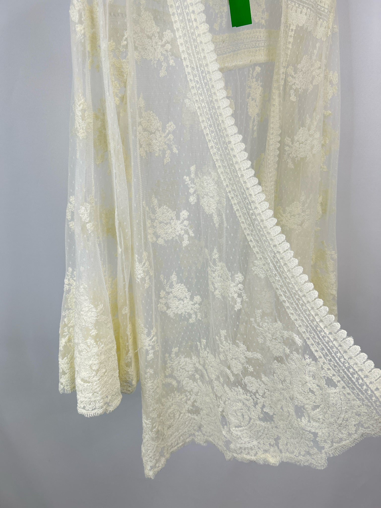 SUNDANCE Size L White Lace Women Kimono