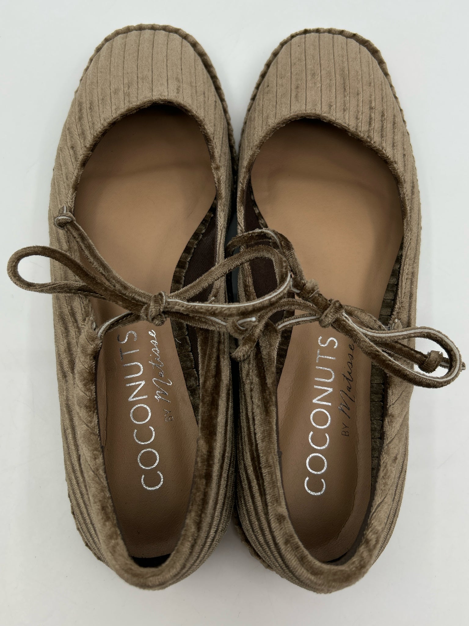 COCONUTS by Matisse Size 10M Brown Women Flats