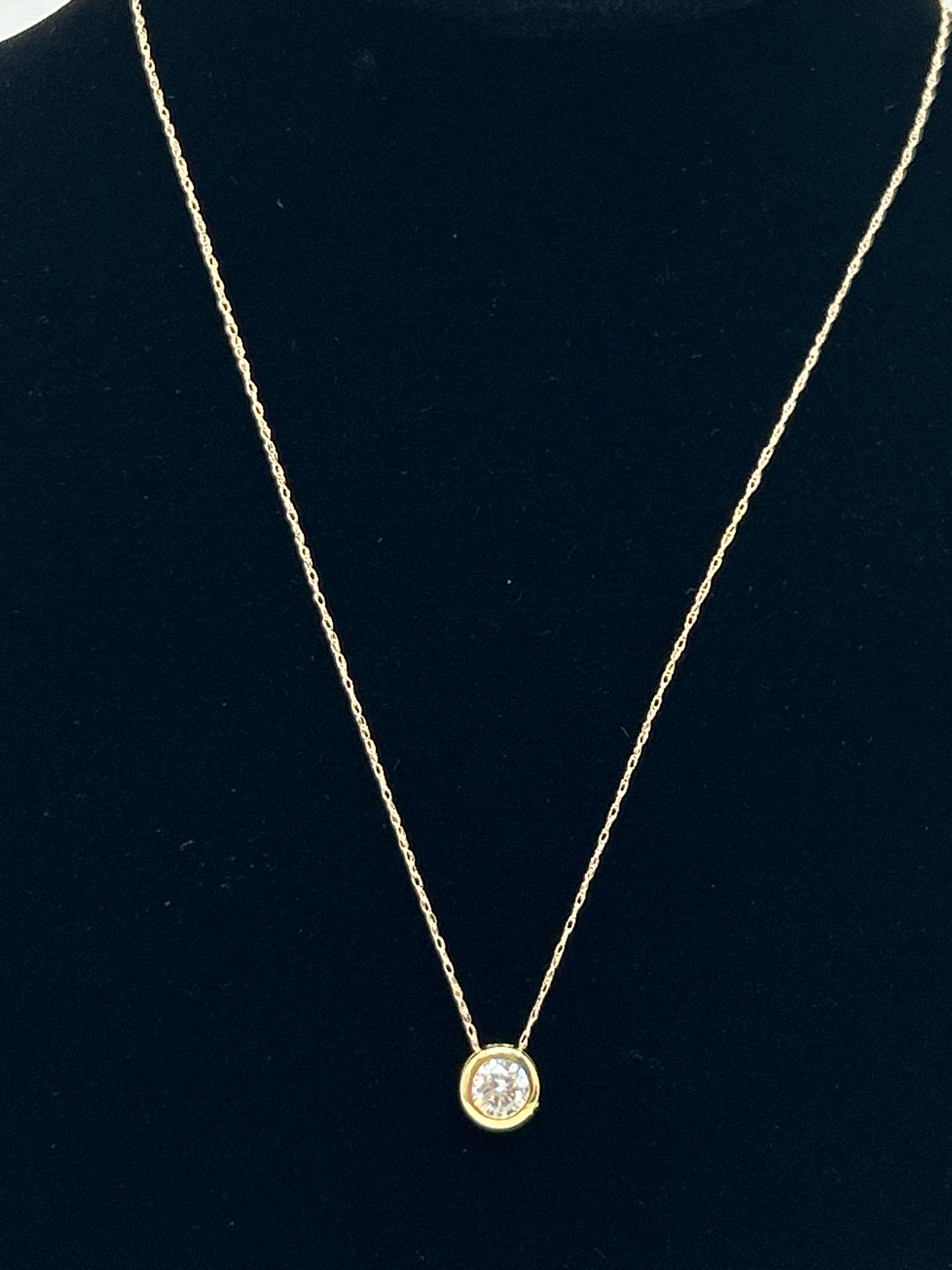 ABSOLUTE NIB Gold Necklace