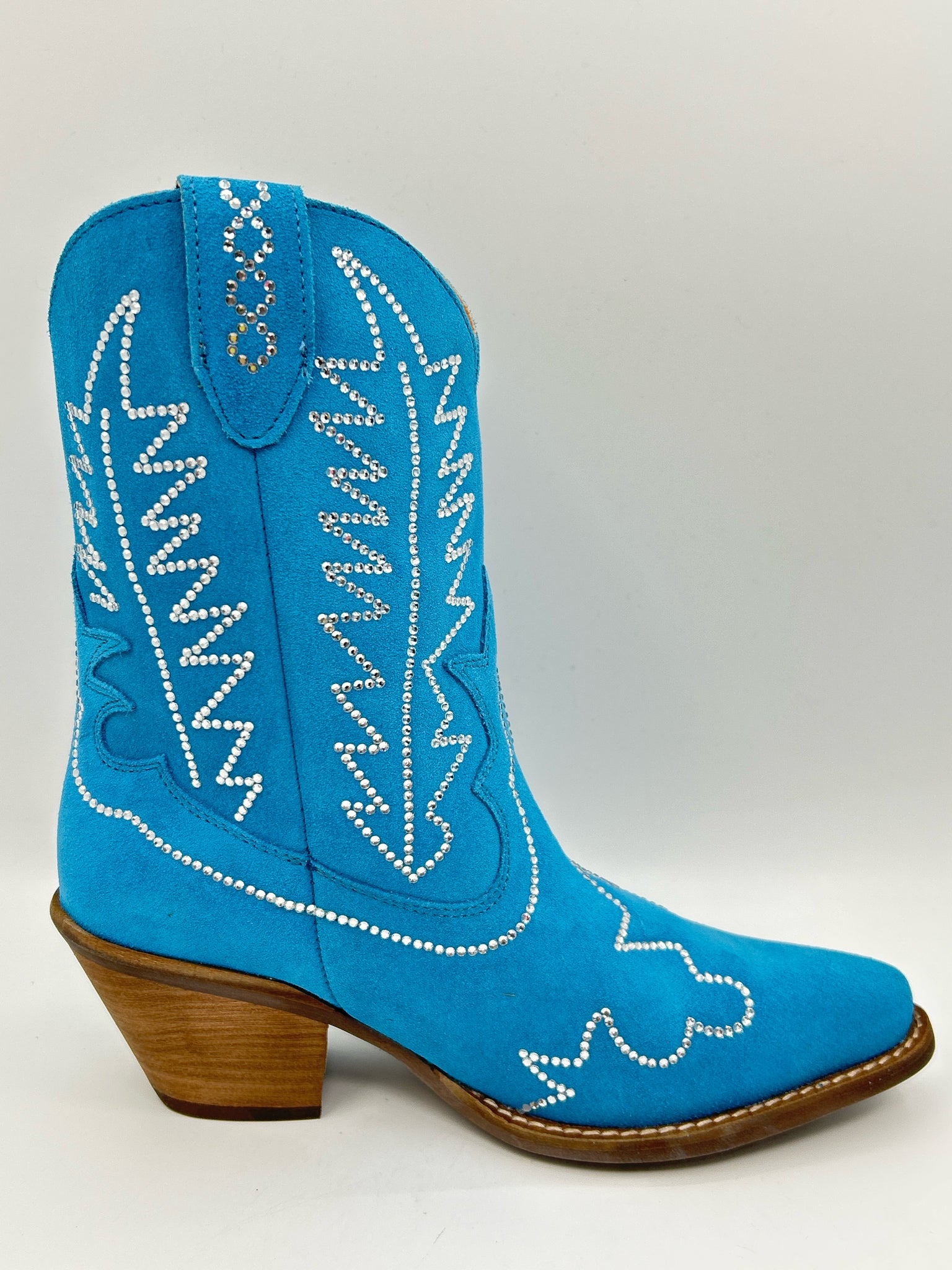 DINGO Size 7.5M Blue Women Boots NIB