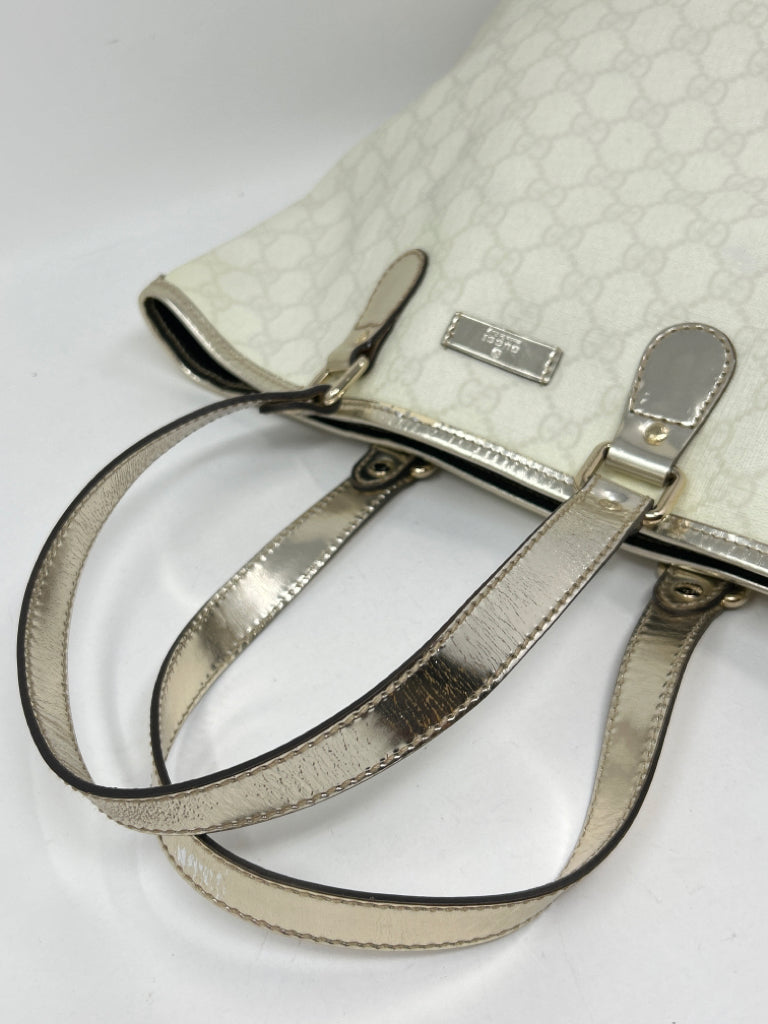 GUCCI Ivory GG Supreme Joy Tote