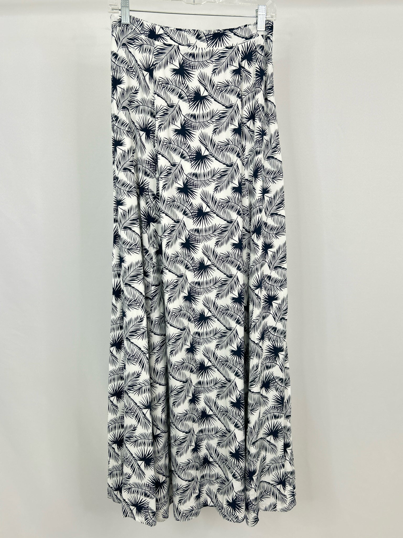 Lulus Size M White & Navy Women Skirt NWT