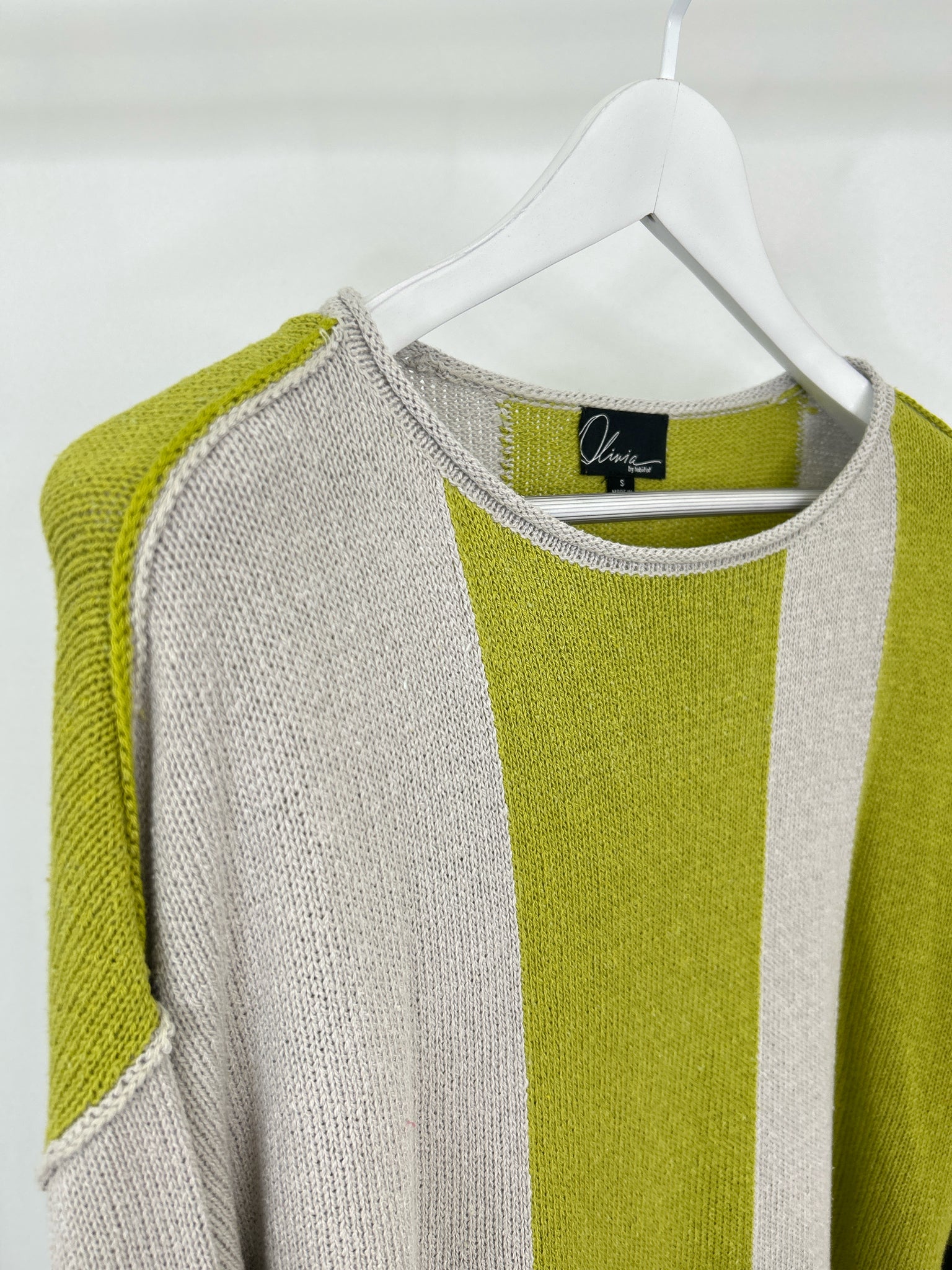 OLIVIA BY HABITAT CLOTHES Size S Green and Gray Women Sweater