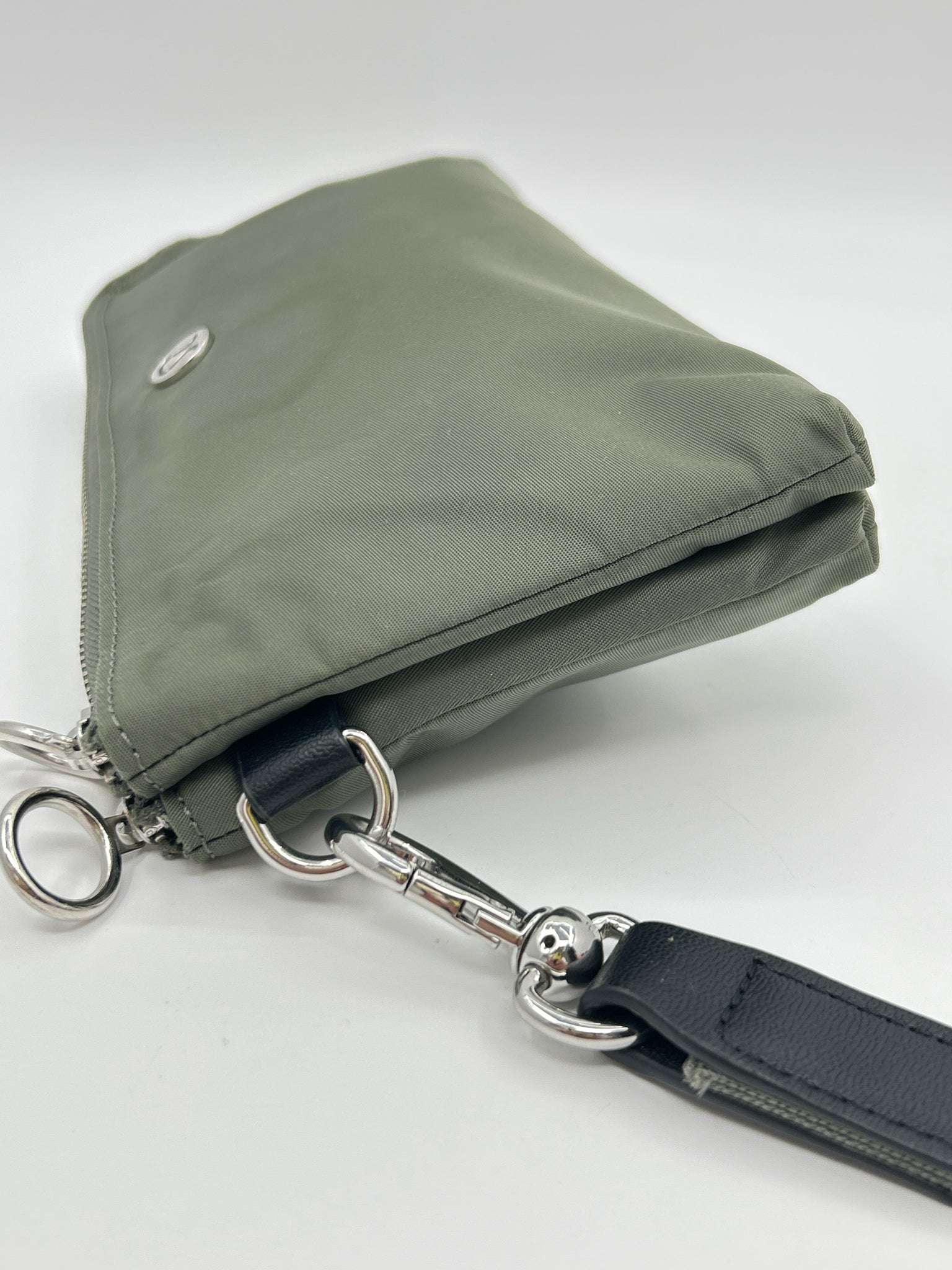 LULULEMON Olive Green Women Wristlet