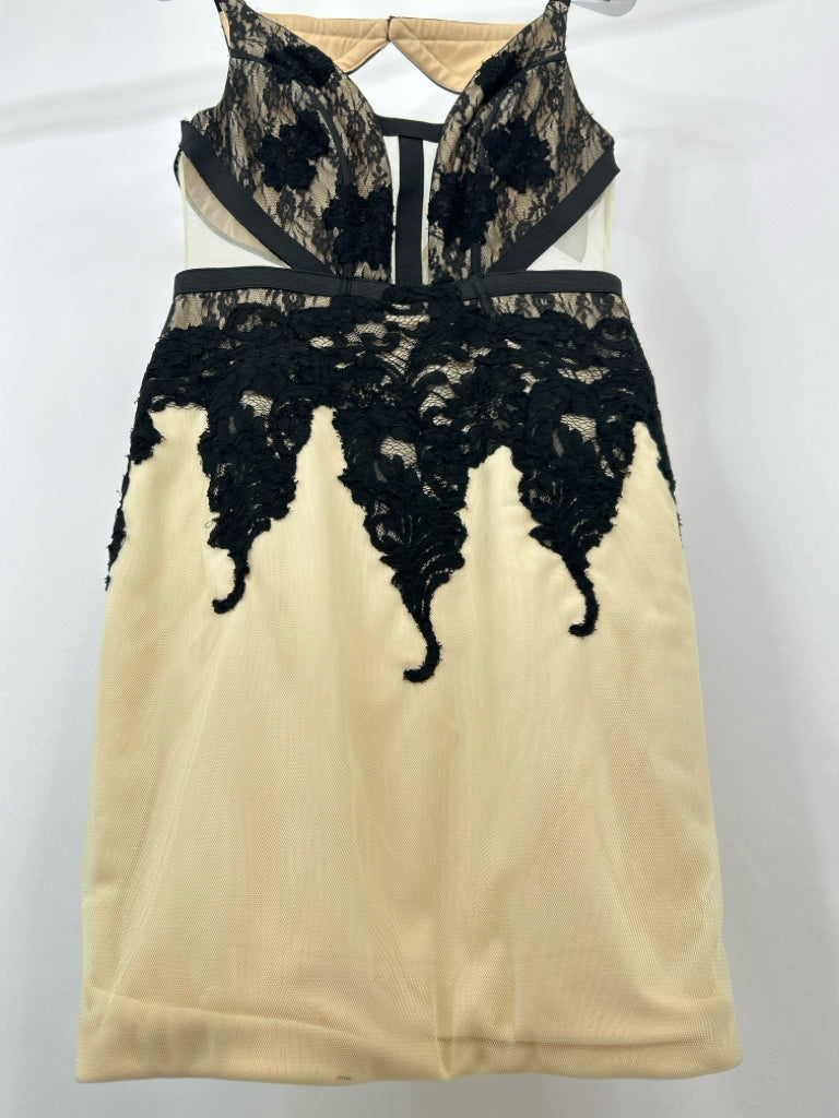 ALBERTO MAKALI Size 4 Ivory and Black Dress NWT