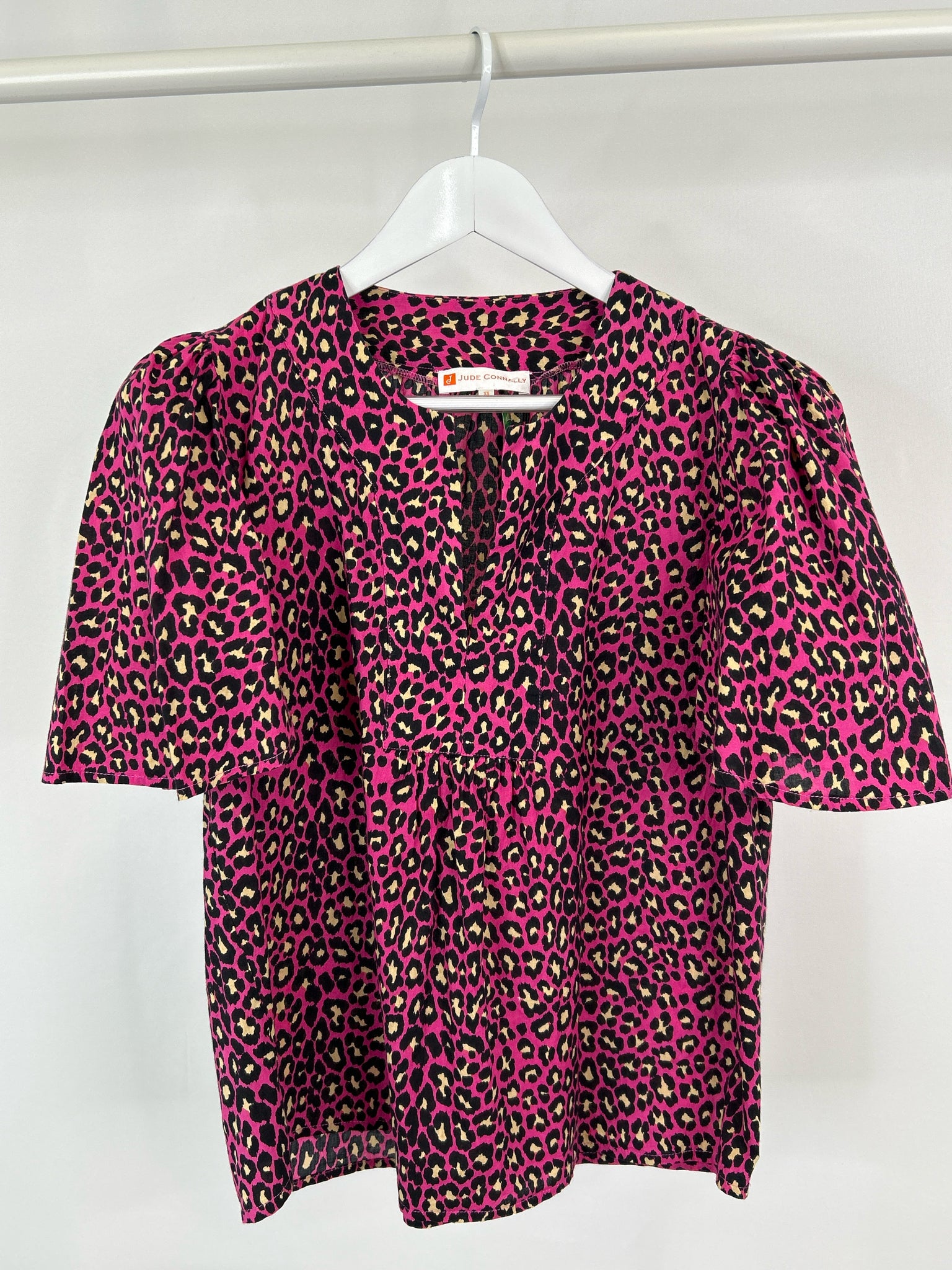 JUDE CONNALLY Size XS Pink and Black Women Top