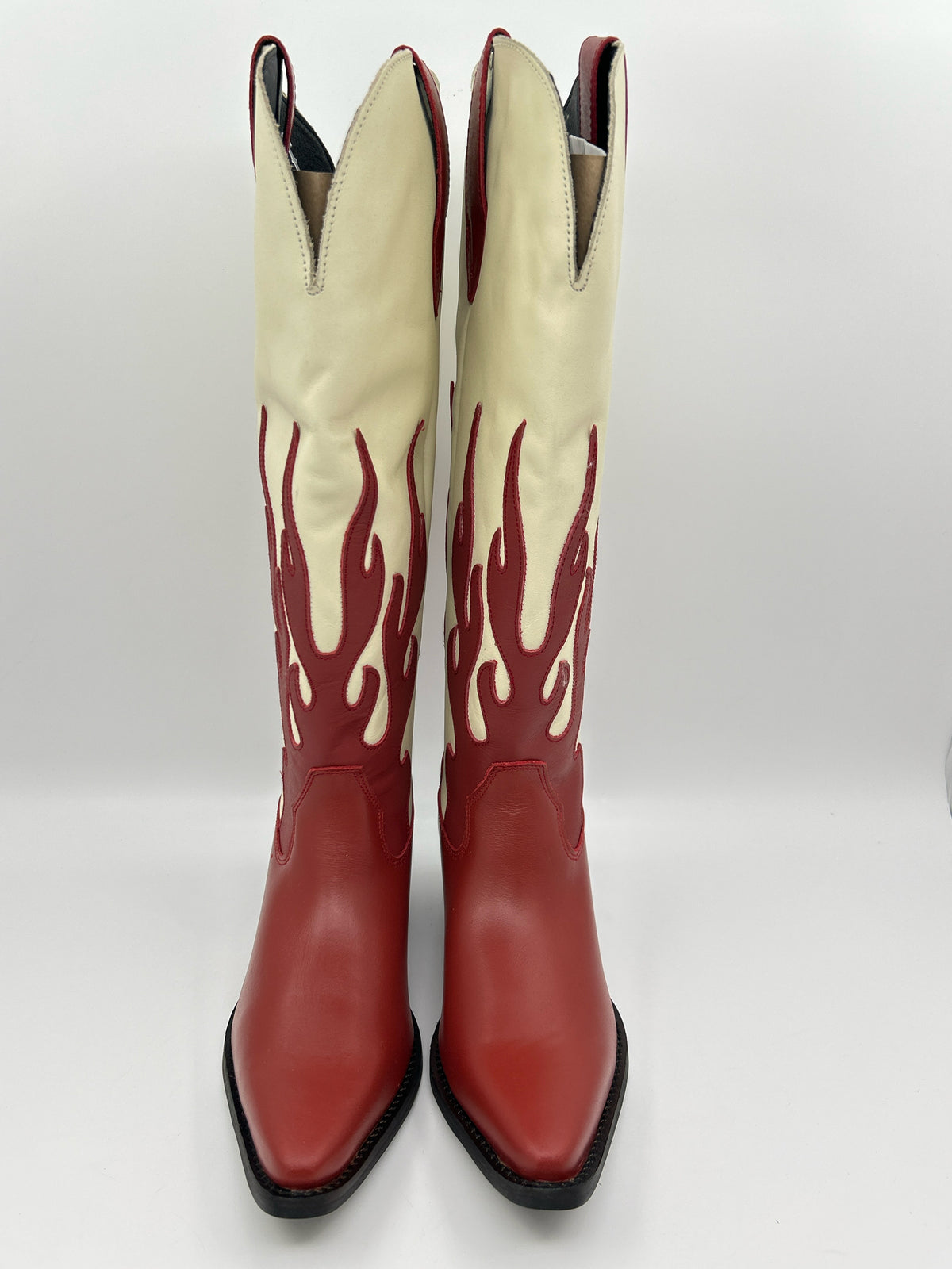 DINGO Size 8.5M Red & Cream Women Boots