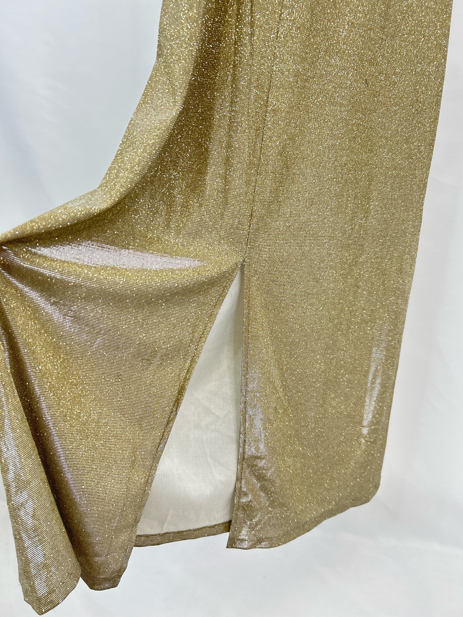 VINCE CAMUTO Size M Gold Metallic Women Dress NWT