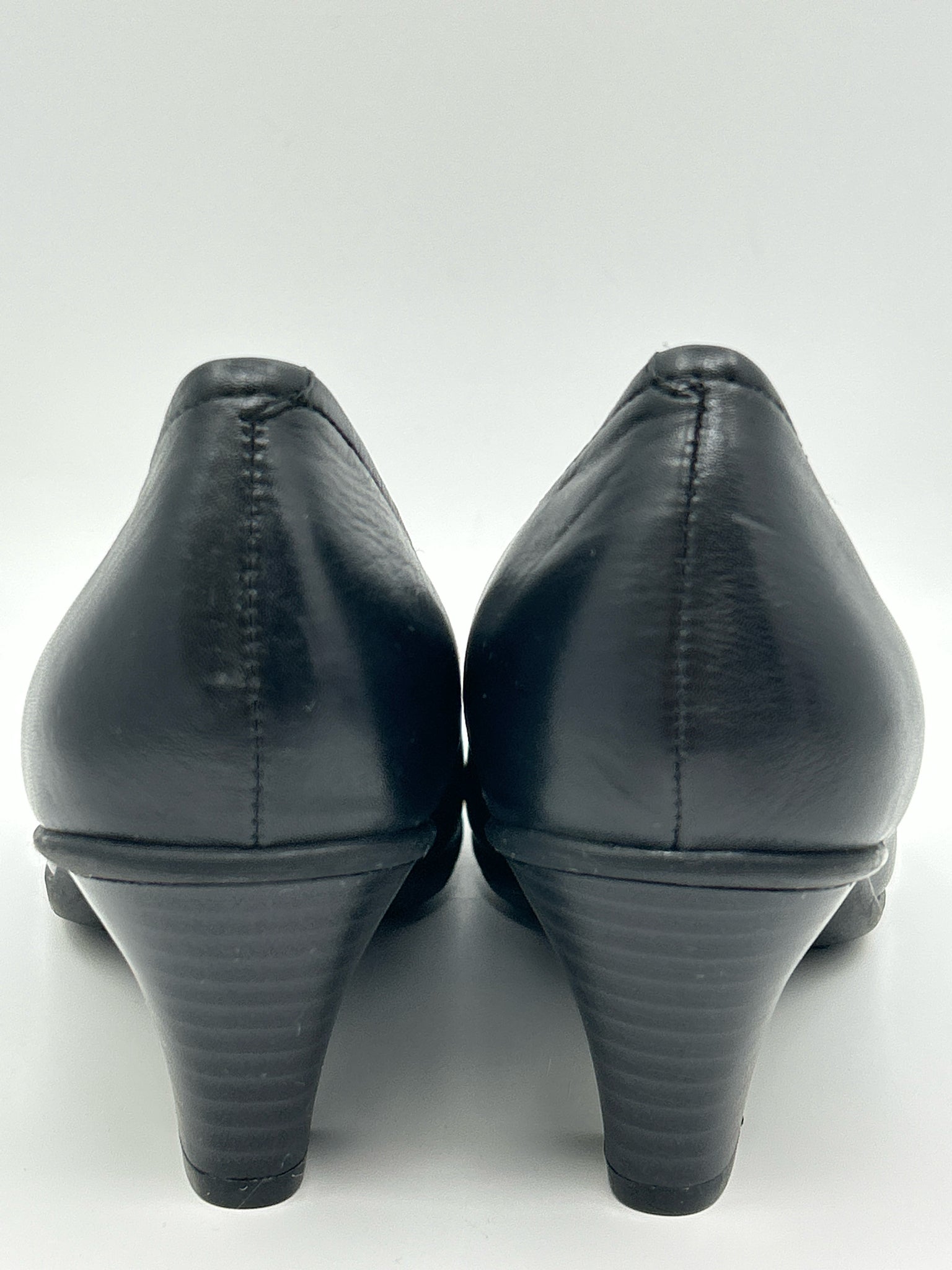 EARTH Size 7B Black Women Pumps