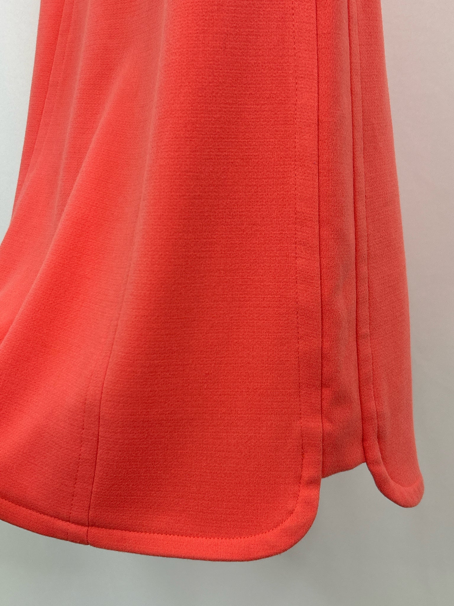VINCE CAMUTO Size 6 Coral Women Dress NWT