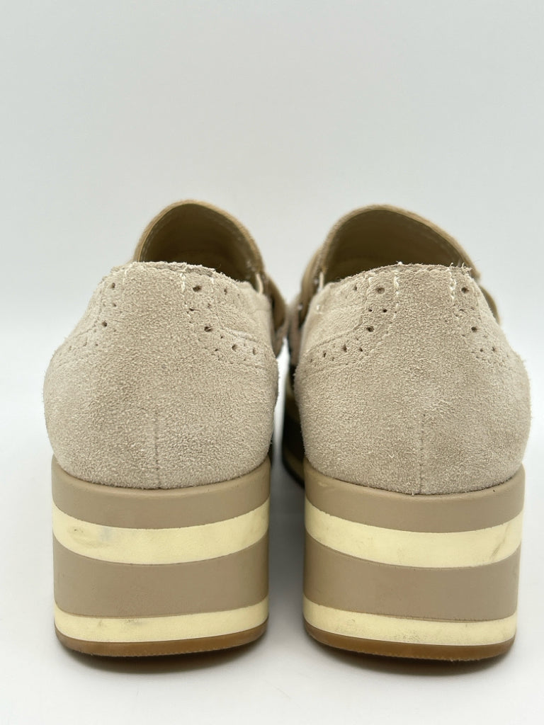 DOLCE VITA Size 7.5 Beige Women's Sneakers