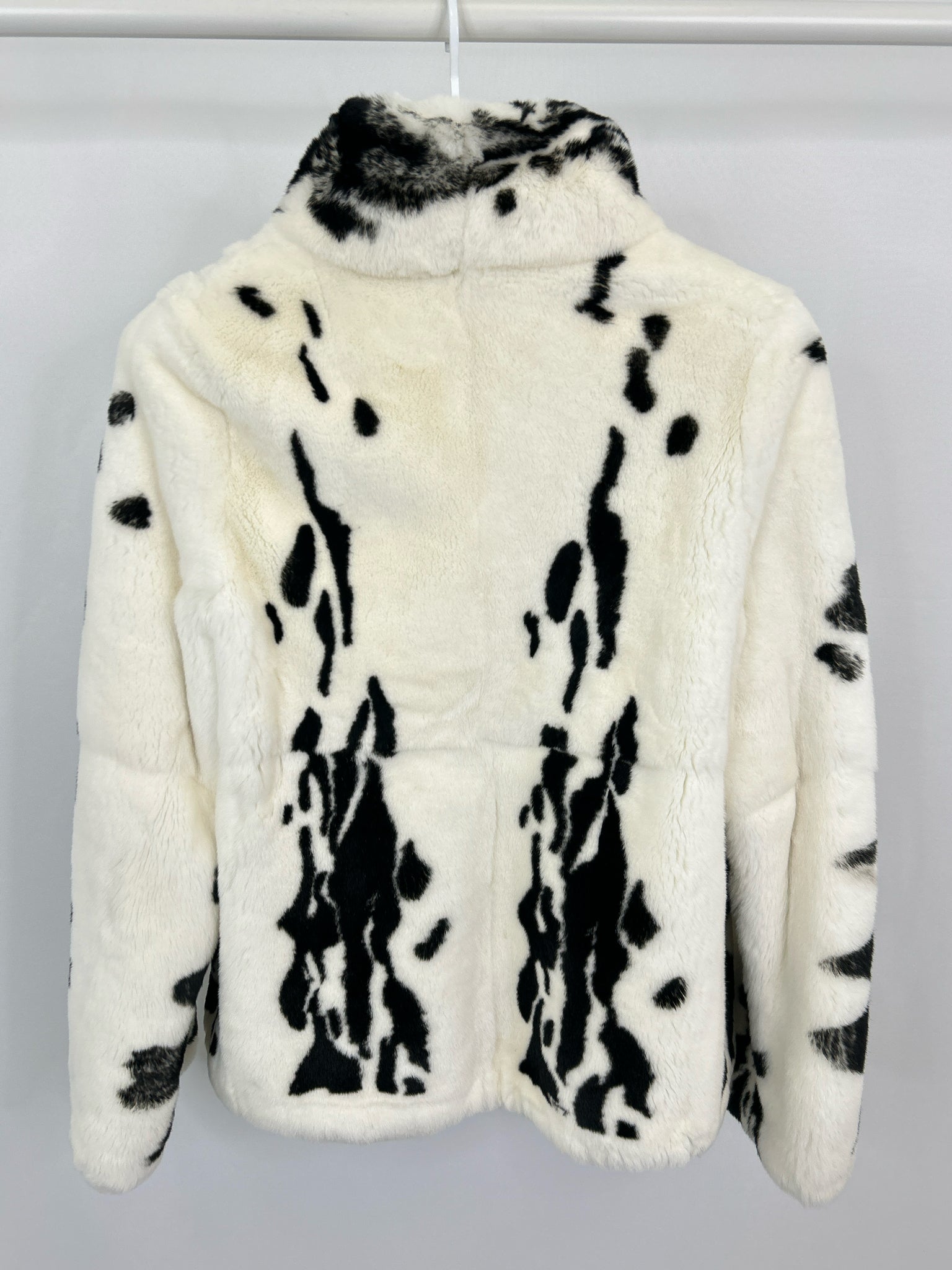 MR3 Size M White and black Women Coat