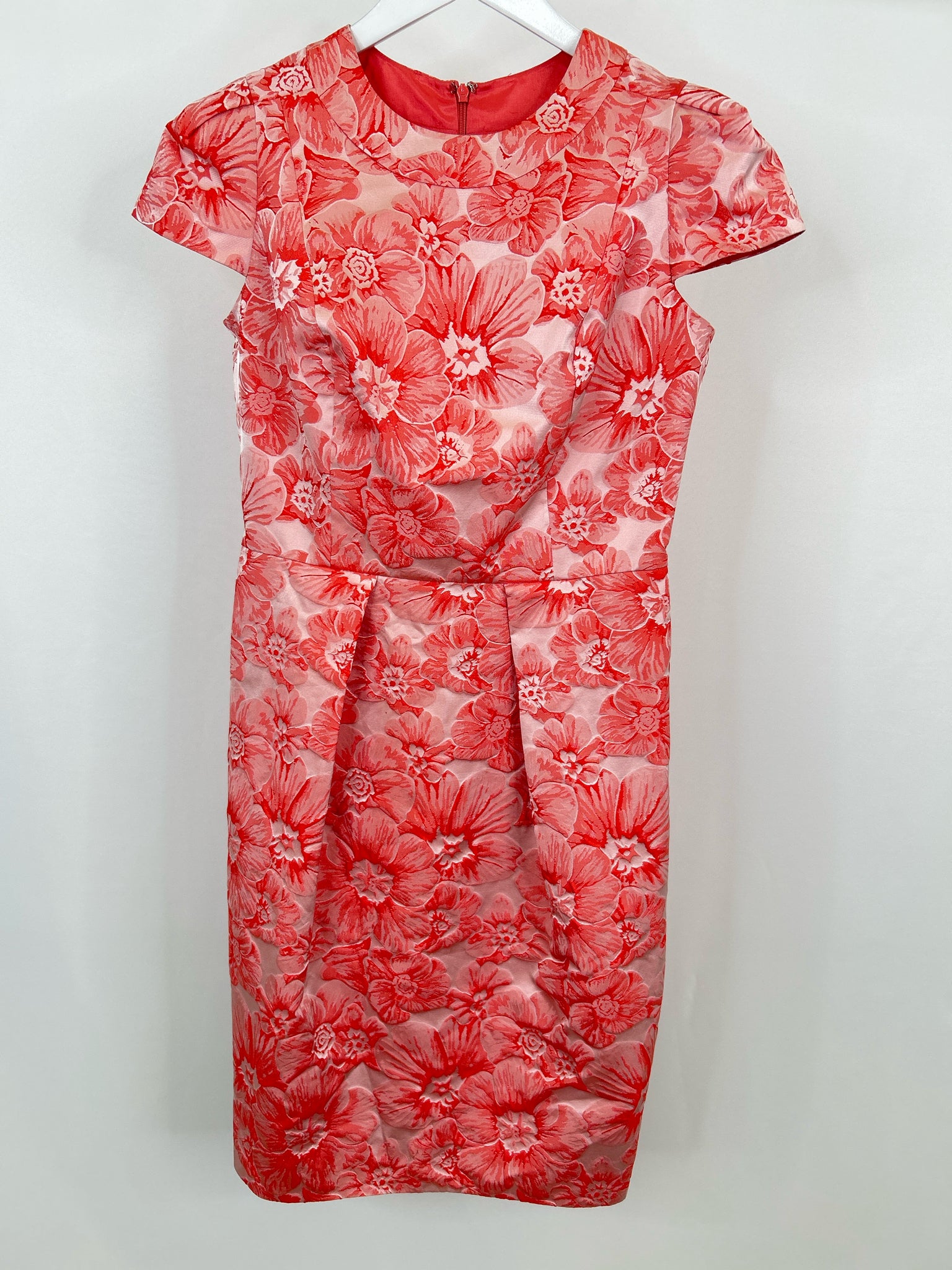 CARMEN MARC VALVO Size 8 RED FLORAL Women Dress