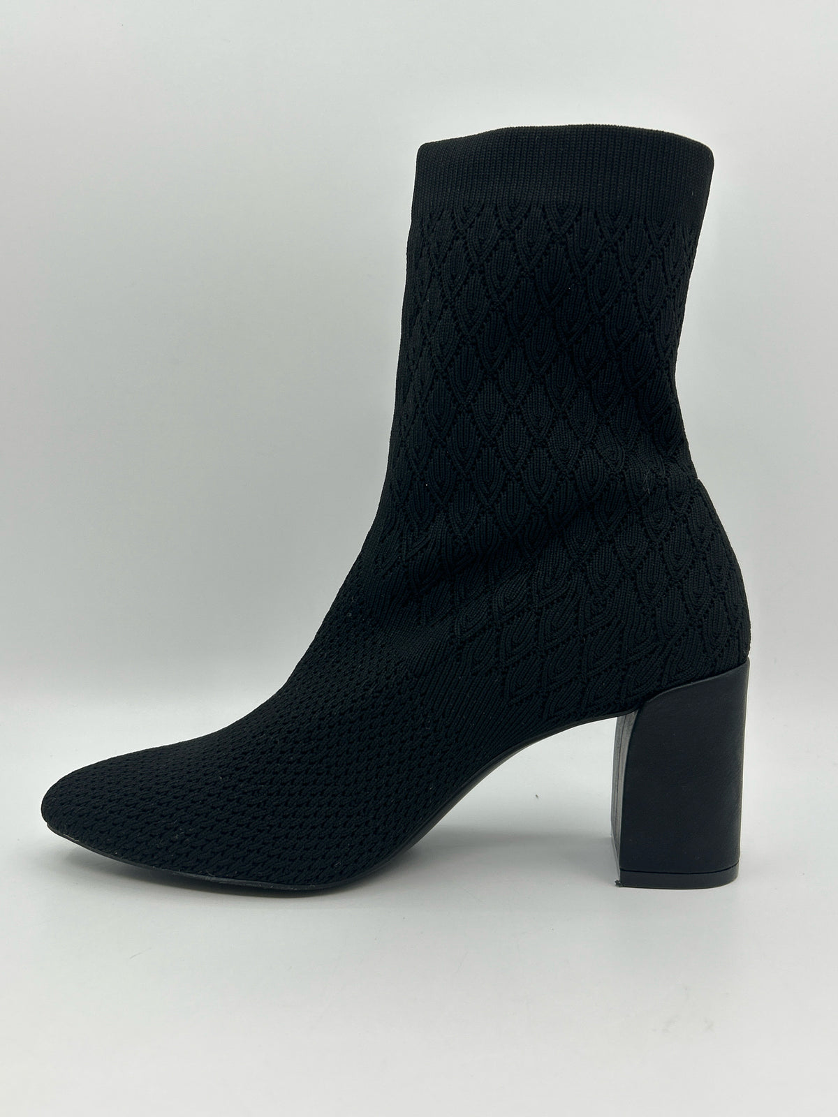 IMPO Size 9.5M Black Women Booties