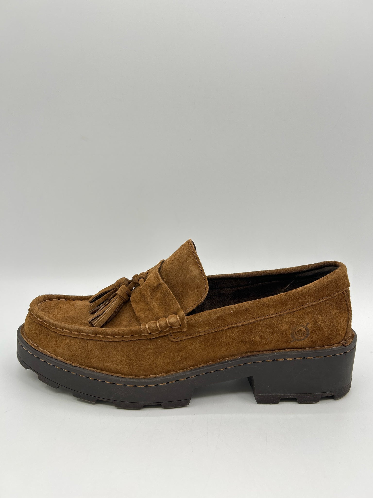 BORN Size 8M Brown Women Loafer