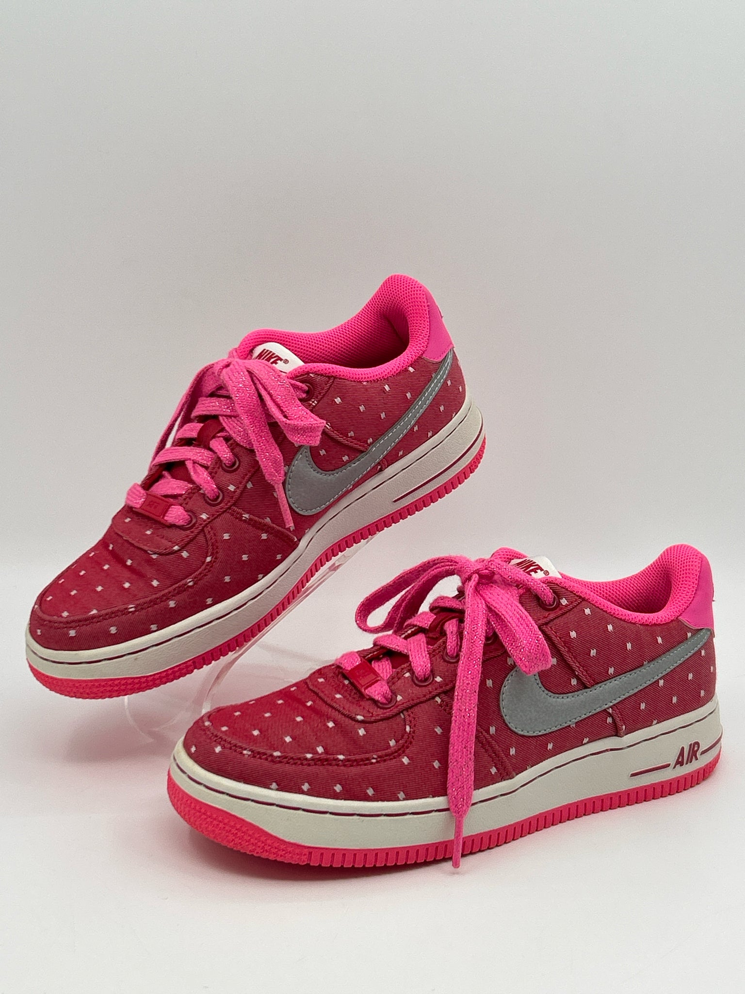 NIKE Size 7 Pink Women Sneakers