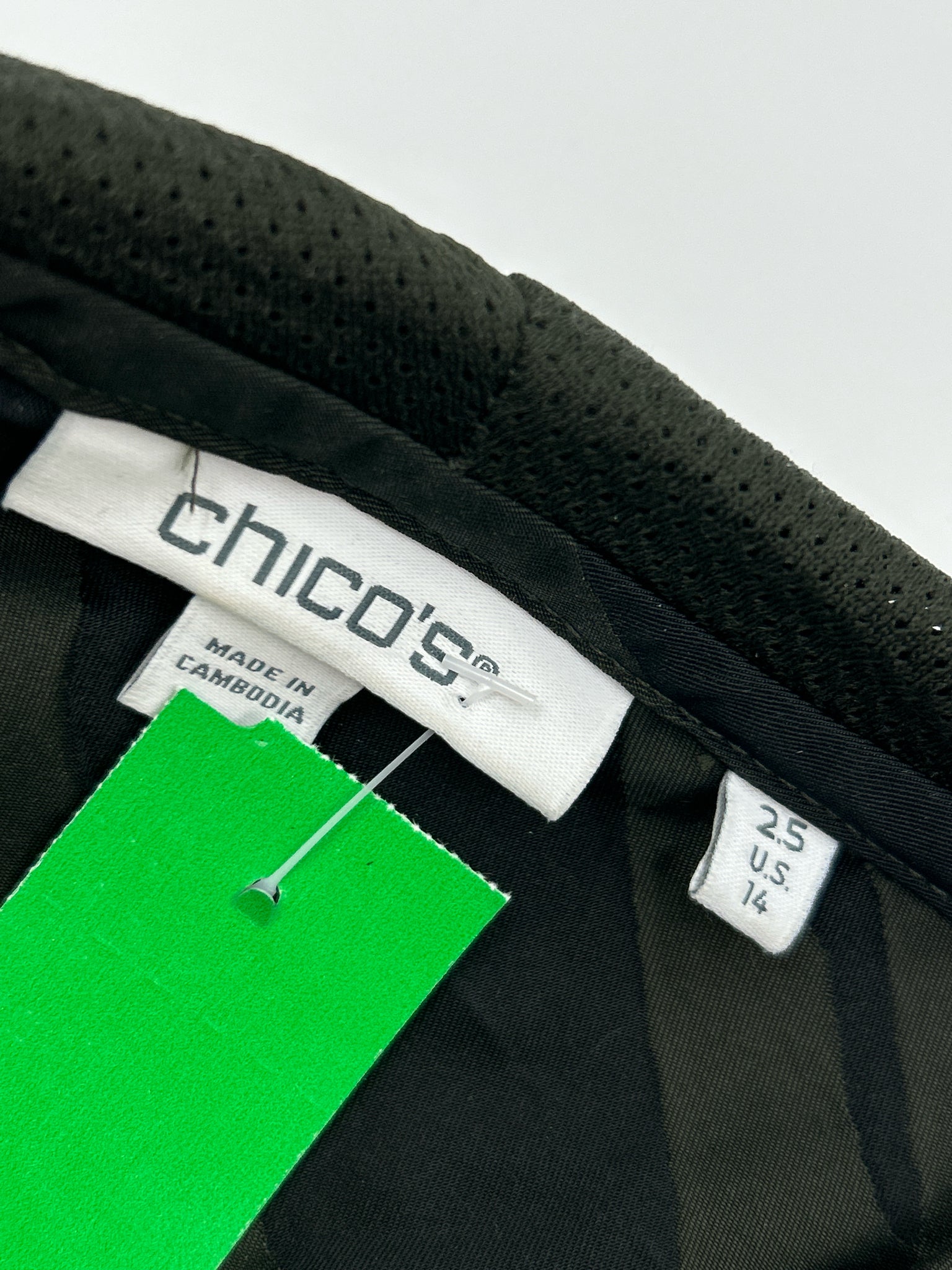CHICO'S Size 14 Green and Black Camo Jacket