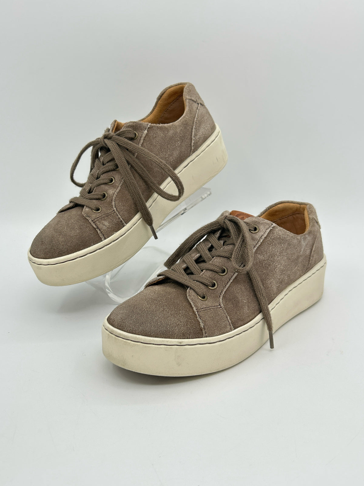 BORN Size 6.5M Brown Women Sneakers