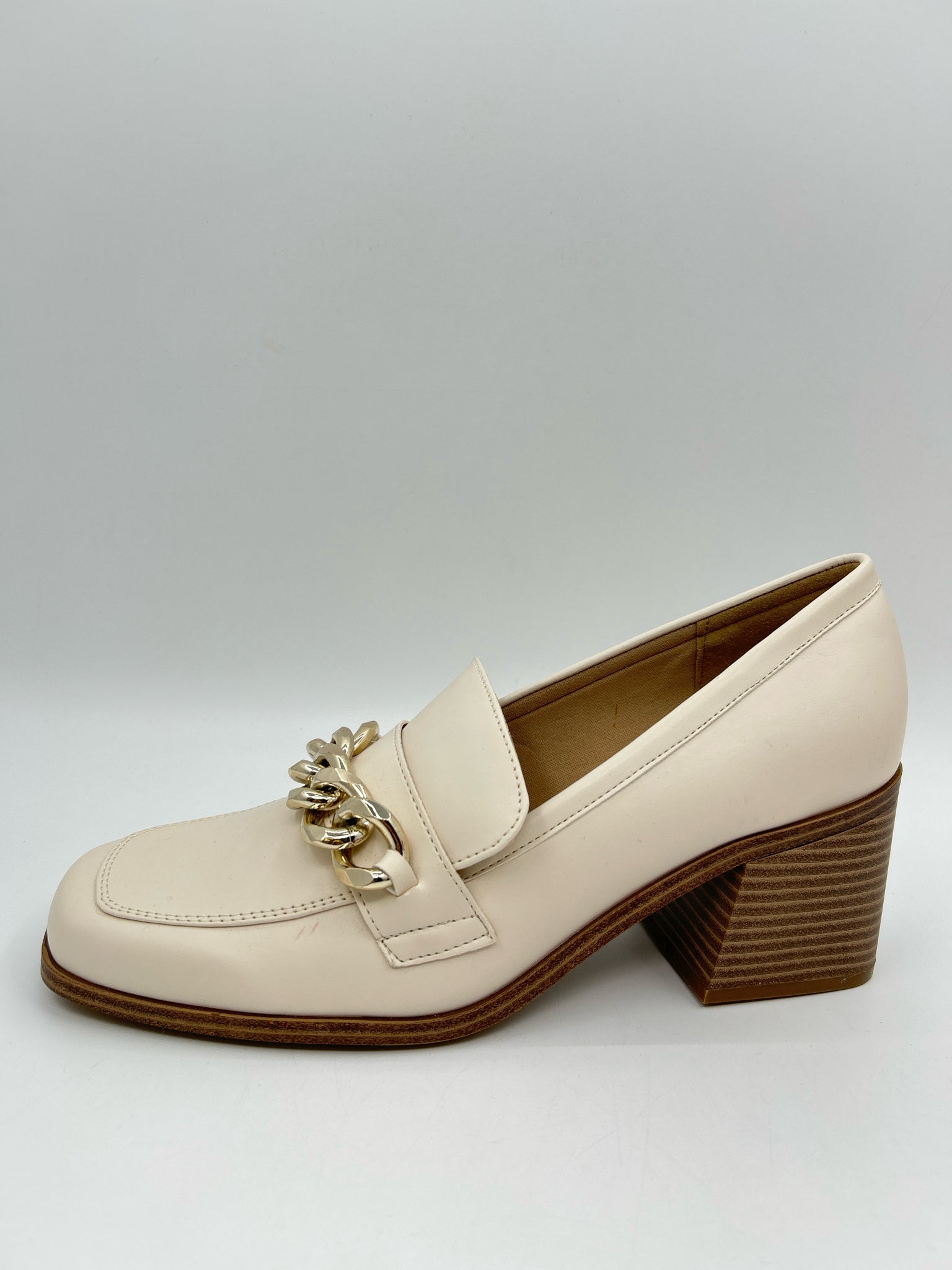 NINE WEST NWOB Size 9.5M VANILLA Women Pumps