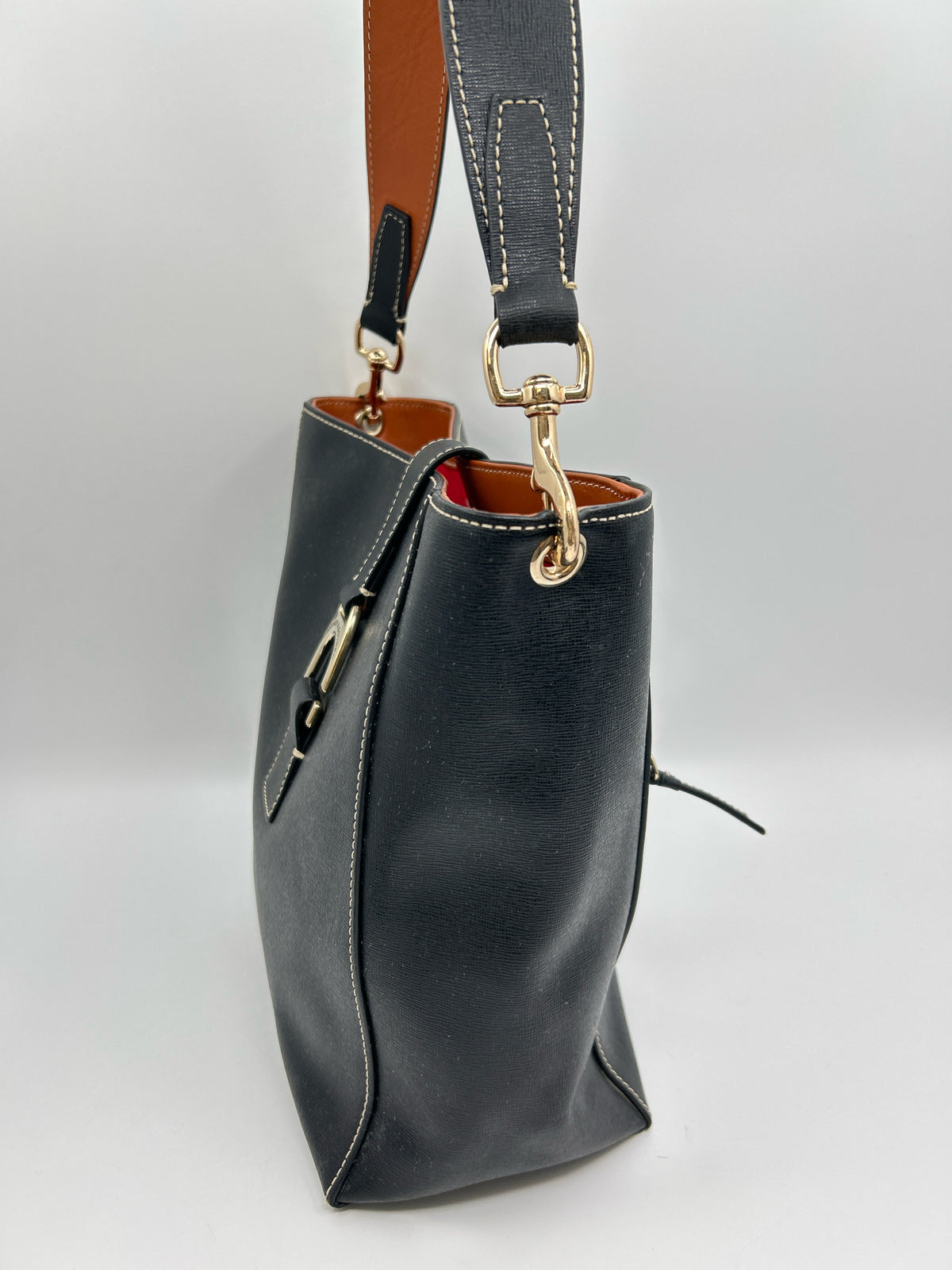 DOONEY & BOURKE Black Women Purse
