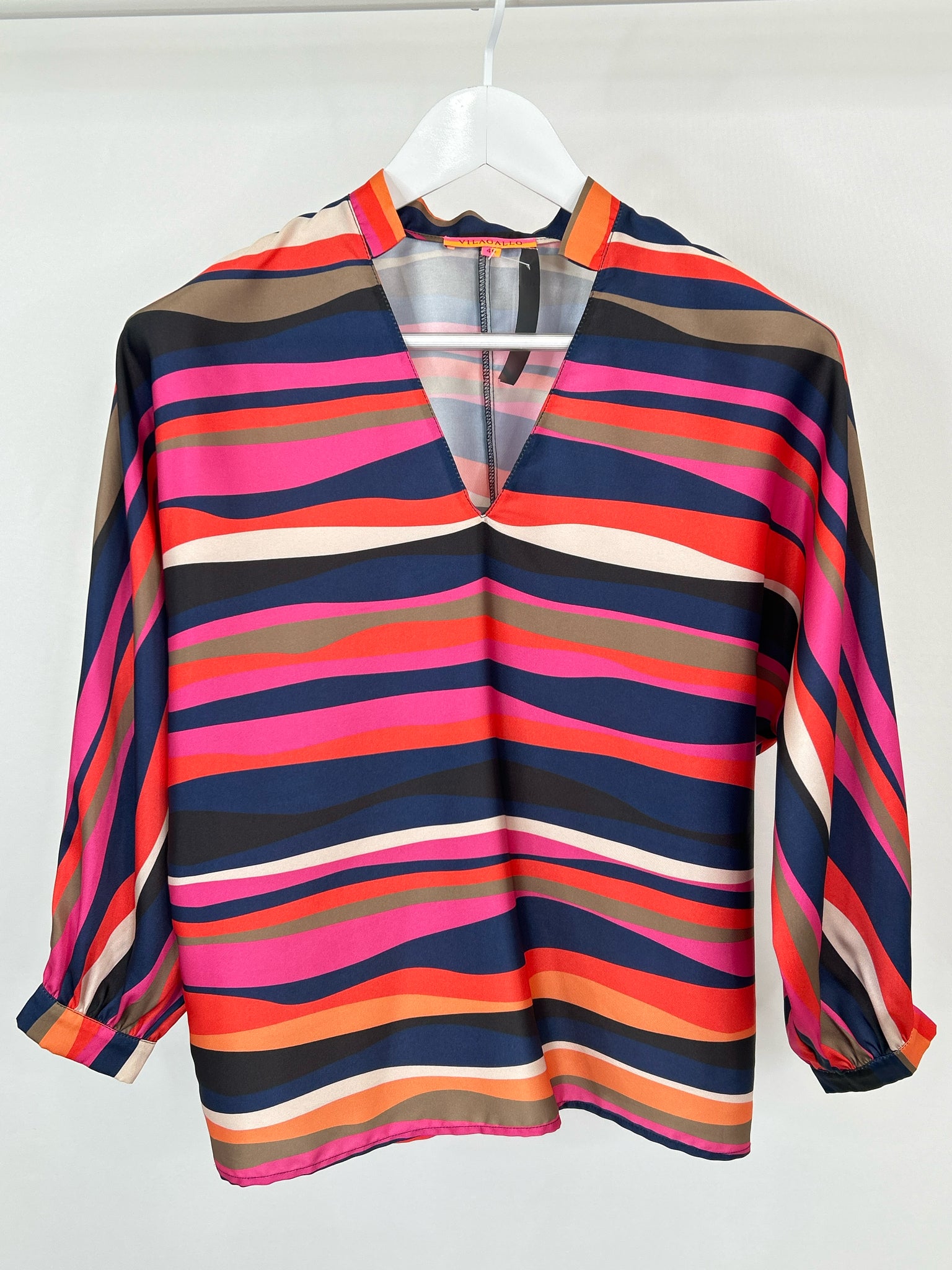 VILAGALLO Size M Multi-Color Women Blouse
