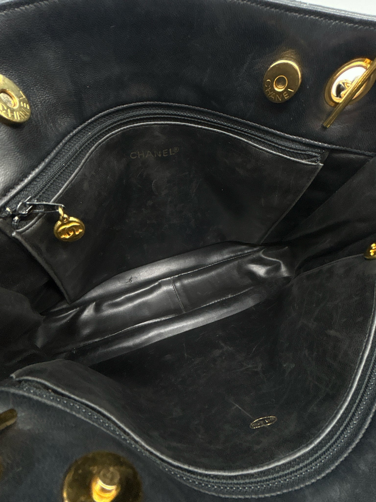 CHANEL Black Women Purse